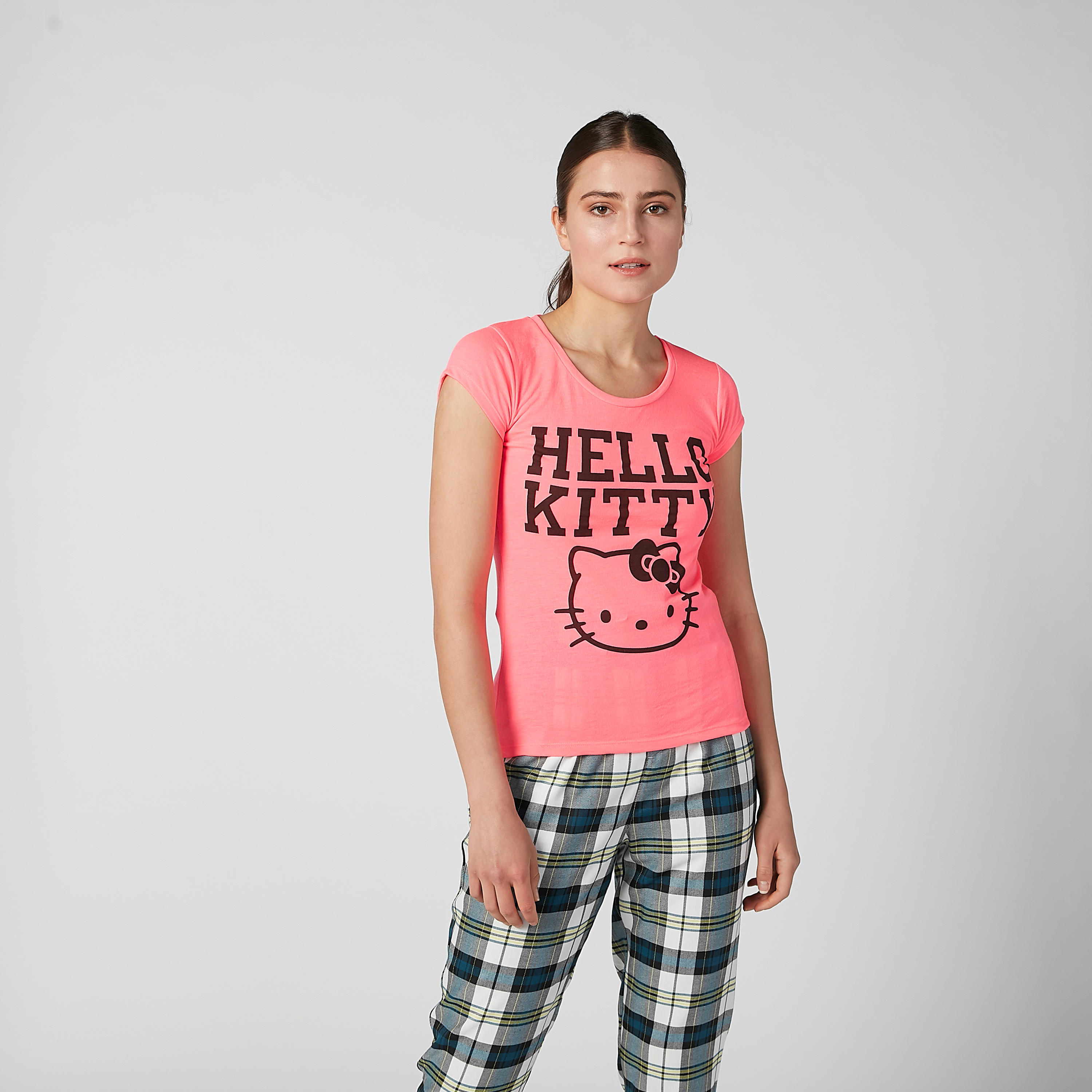 تيشيرت بياقة مستديرة وأكمام كاب وطبعات هالو كيتي-women-clothing-tshirts-image-2
