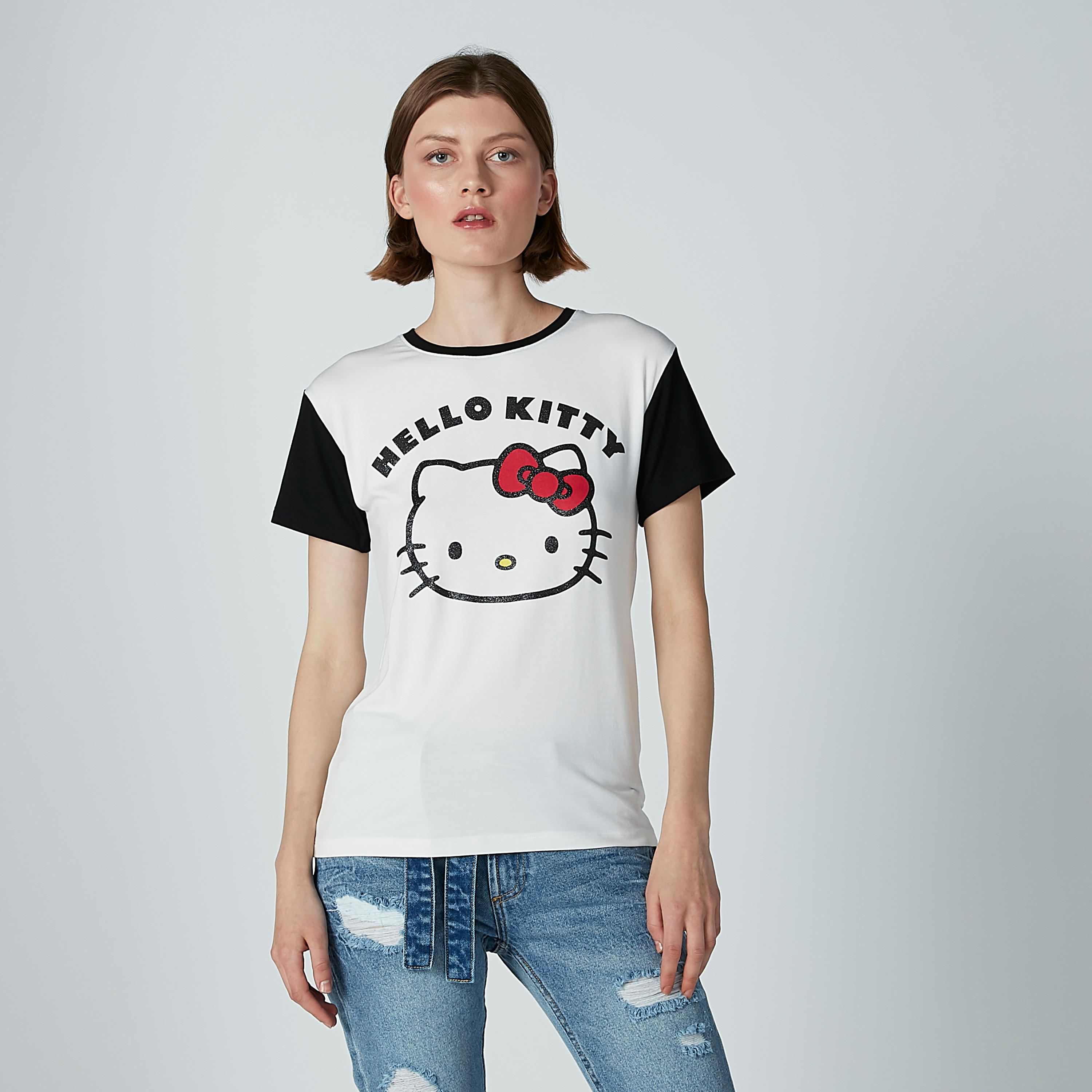 Hello Kitty Printed T-shirt with Round Neck and Short Sleeves-women-clothing-tshirts-image-5