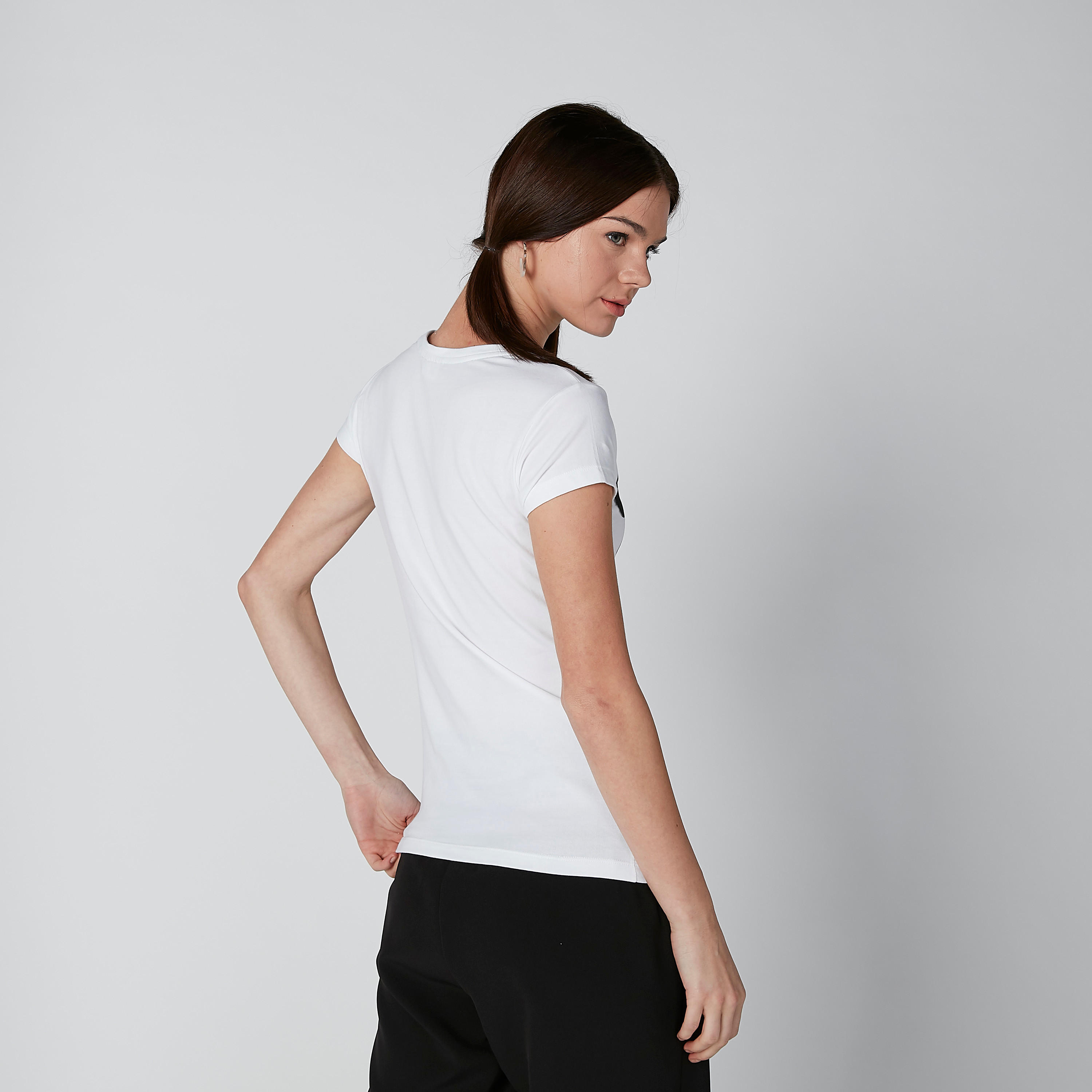 تيشيرت بأكمام كاب وياقة مستديرة وطبعات ميني ماوس-women-clothing-tshirts-image-2