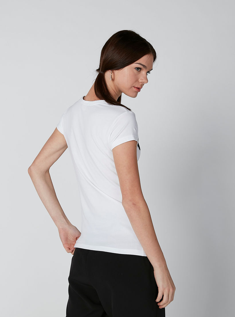 تيشيرت بأكمام كاب وياقة مستديرة وطبعات ميني ماوس-women-clothing-tshirts-image-2