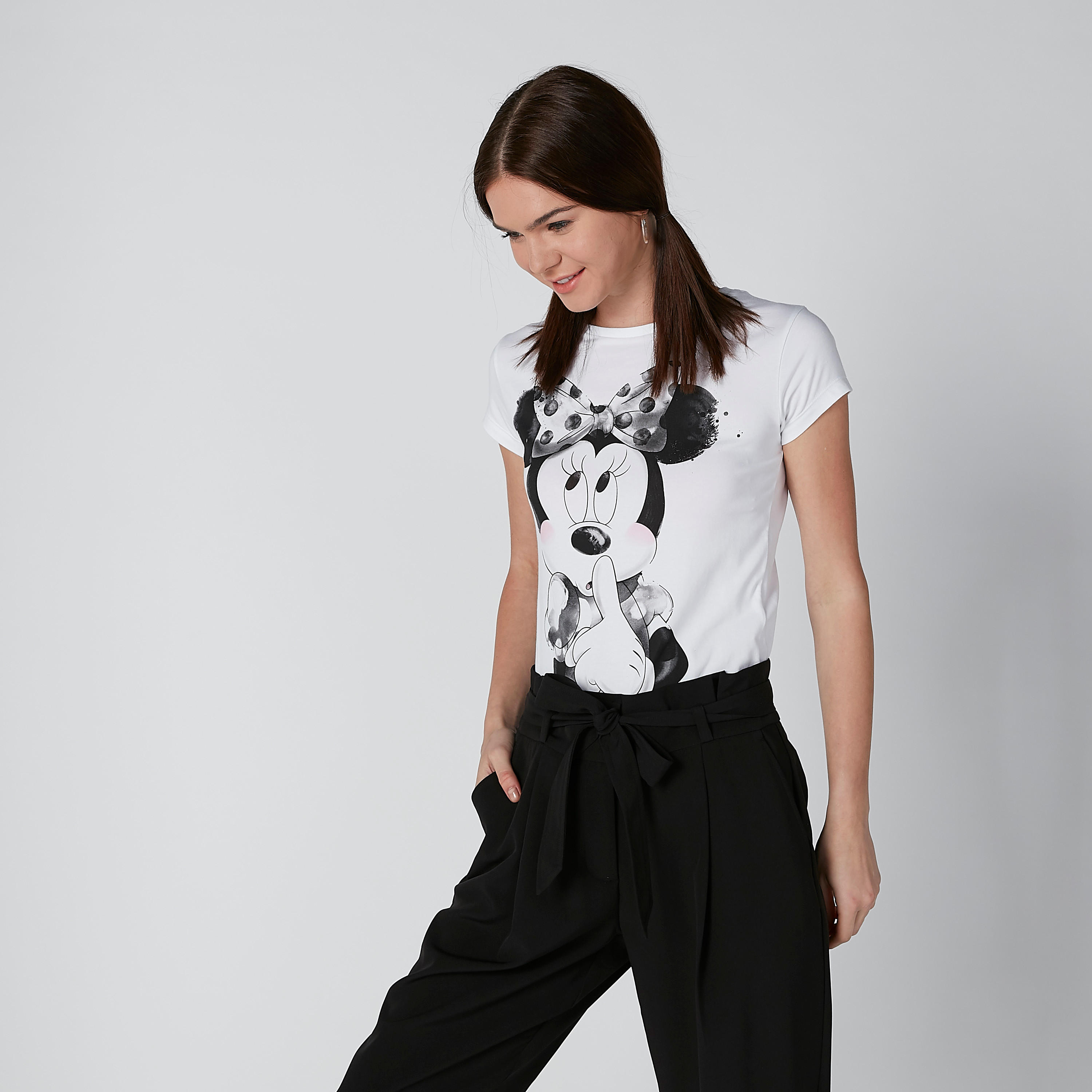 تيشيرت بأكمام كاب وياقة مستديرة وطبعات ميني ماوس-women-clothing-tshirts-image-3