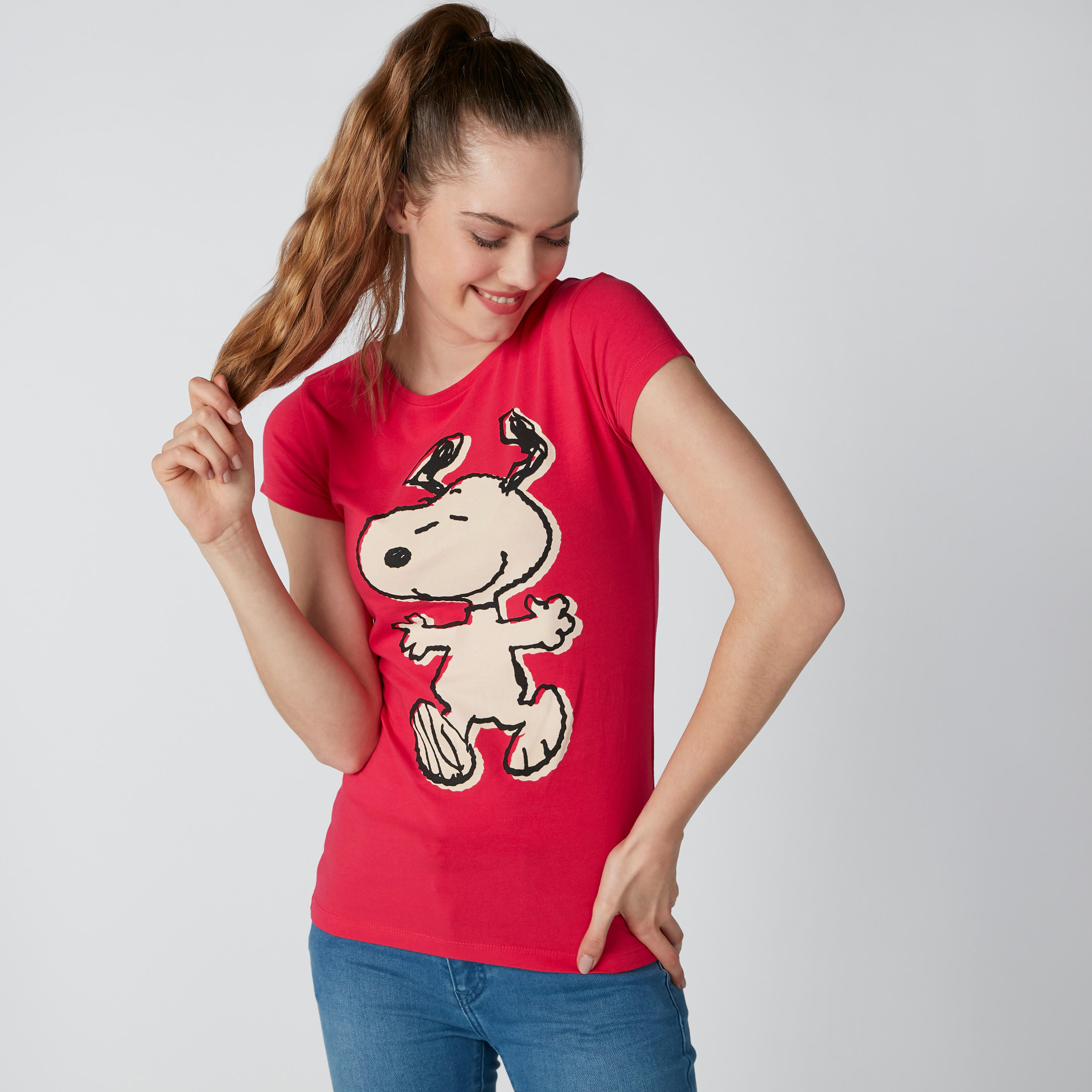 تيشيرت بياقة مستديرة وأكمام كاب وطبعات-women-clothing-tshirts-image-4