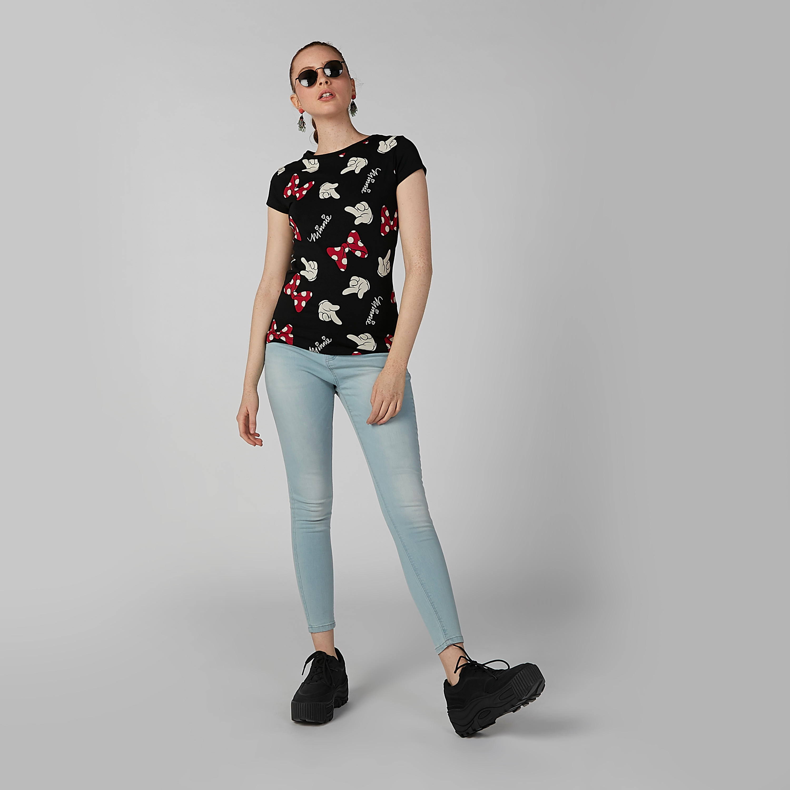تيشيرت مستدام بياقة مستديرة وطبعات ميني ماوس -women-clothing-tshirts-image-2