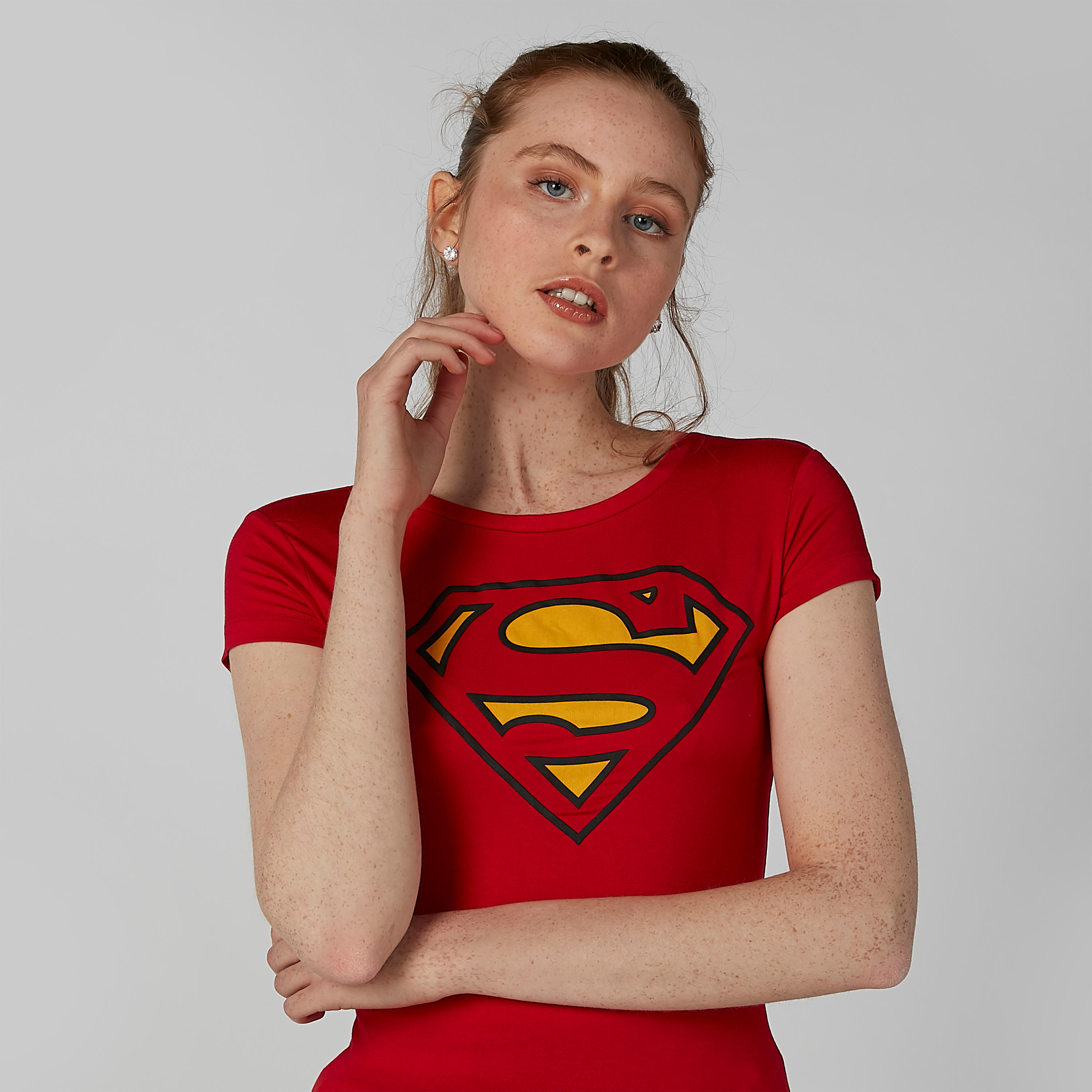 تيشيرت بقصّة سكيني وأكمام كاب وطبعات سوبرمان-women-clothing-tshirts-image-3