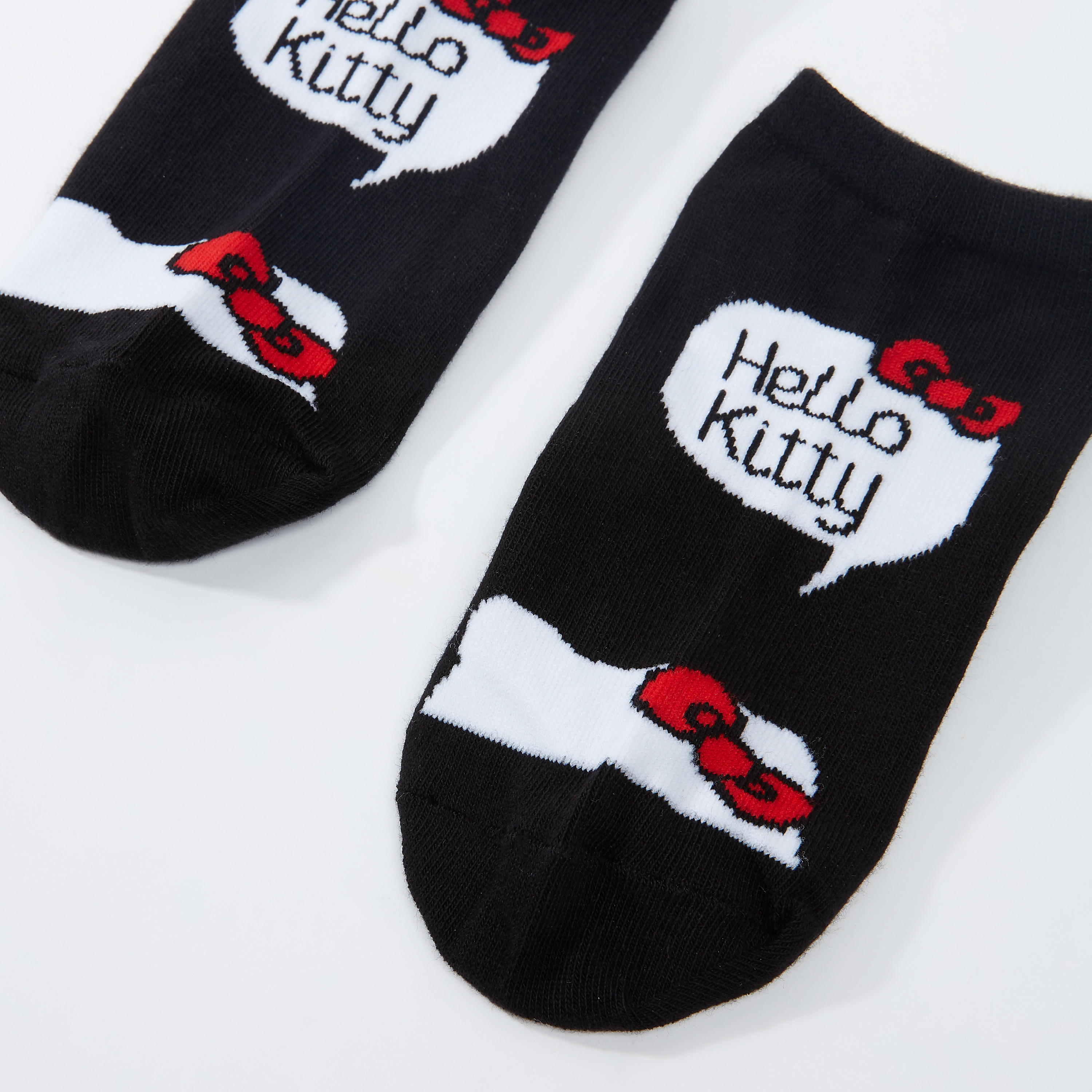Hello Kitty Printed Ankle Length Socks with Ribbed Hem-women-socksandstockings-image-2