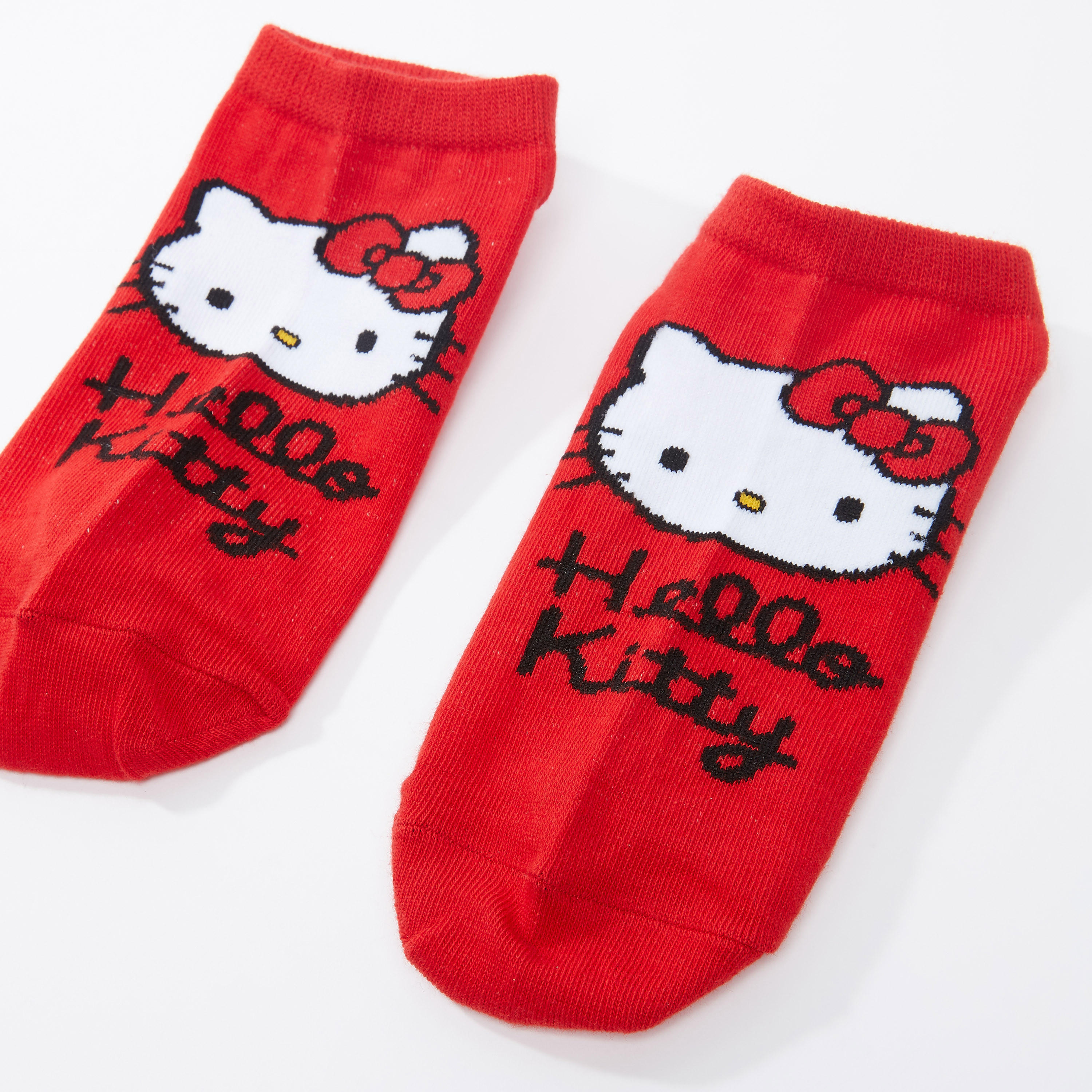 جوارب بطول الكاحل بحواف مضلّعة وطبعات هالو كيتي-women-socksandstockings-image-2