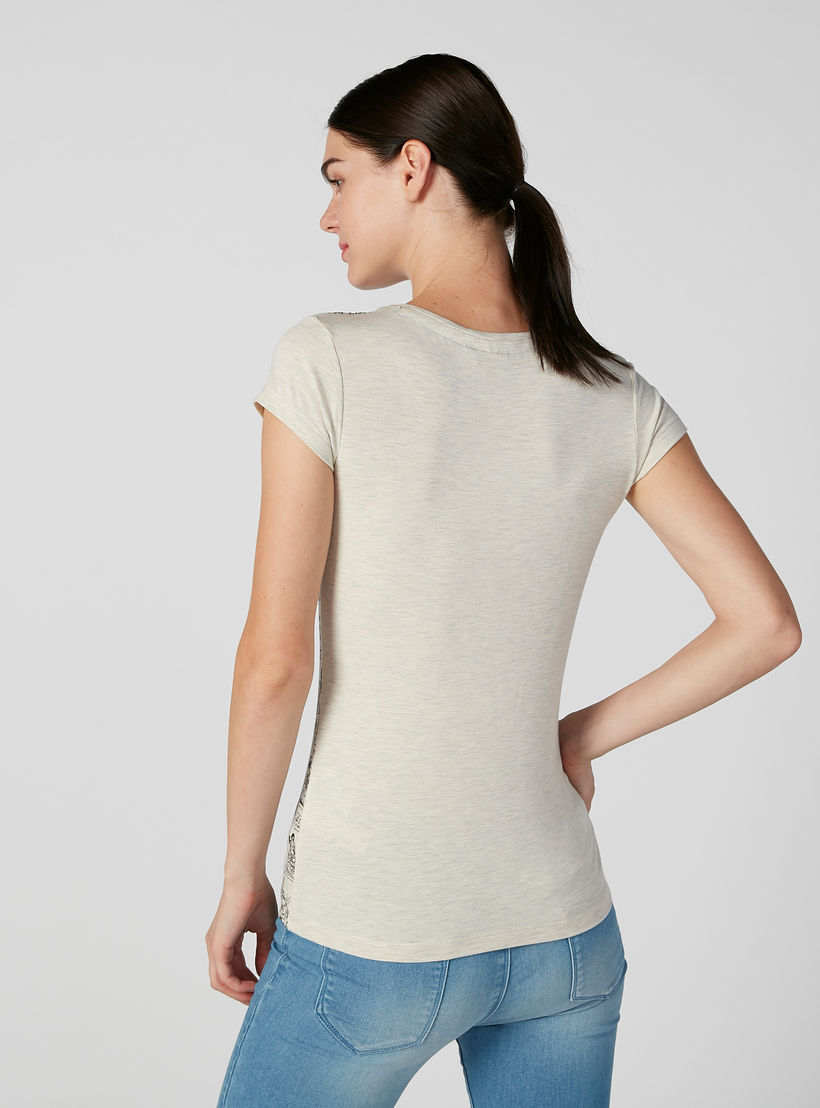Skinny Fit Minnie Mouse Printed Round Neck T-shirt with Cap Sleeves-women-clothing-tshirts-image-4
