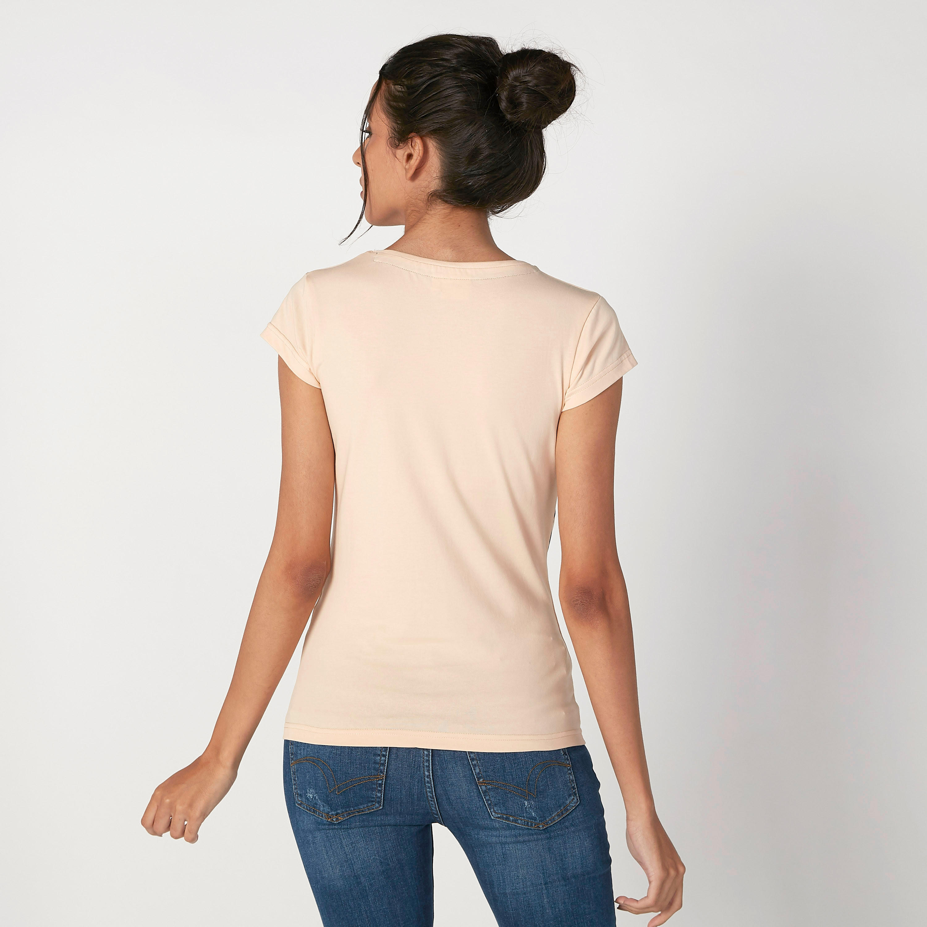تيشيرت مستدام سكيني بياقة مستديرة وطبعات ميكي ماوس-women-clothing-tshirts-image-2