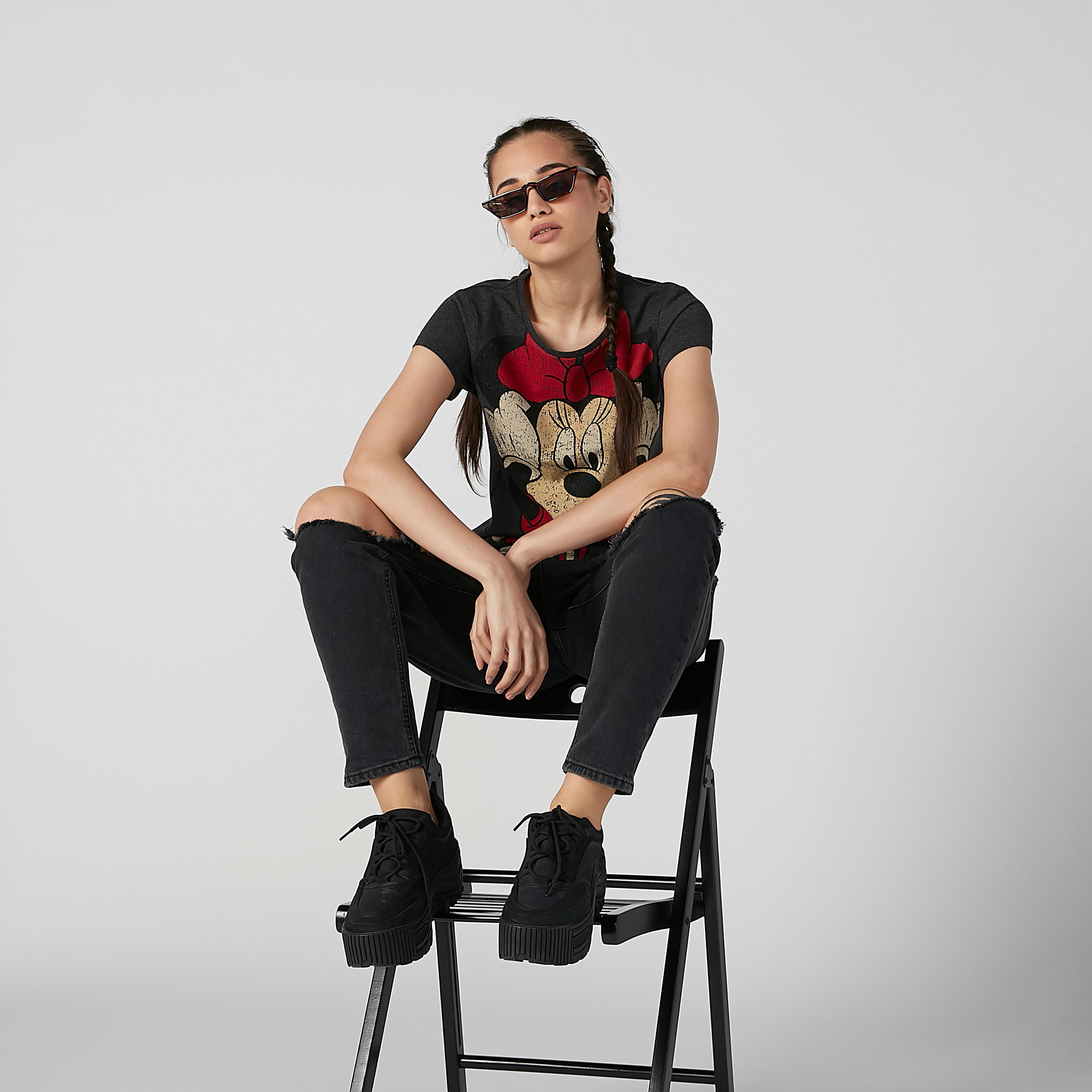 تيشيرت بقصّة سكيني وأكمام كاب وطبعات ميني ماوس-women-clothing-tshirts-image-2