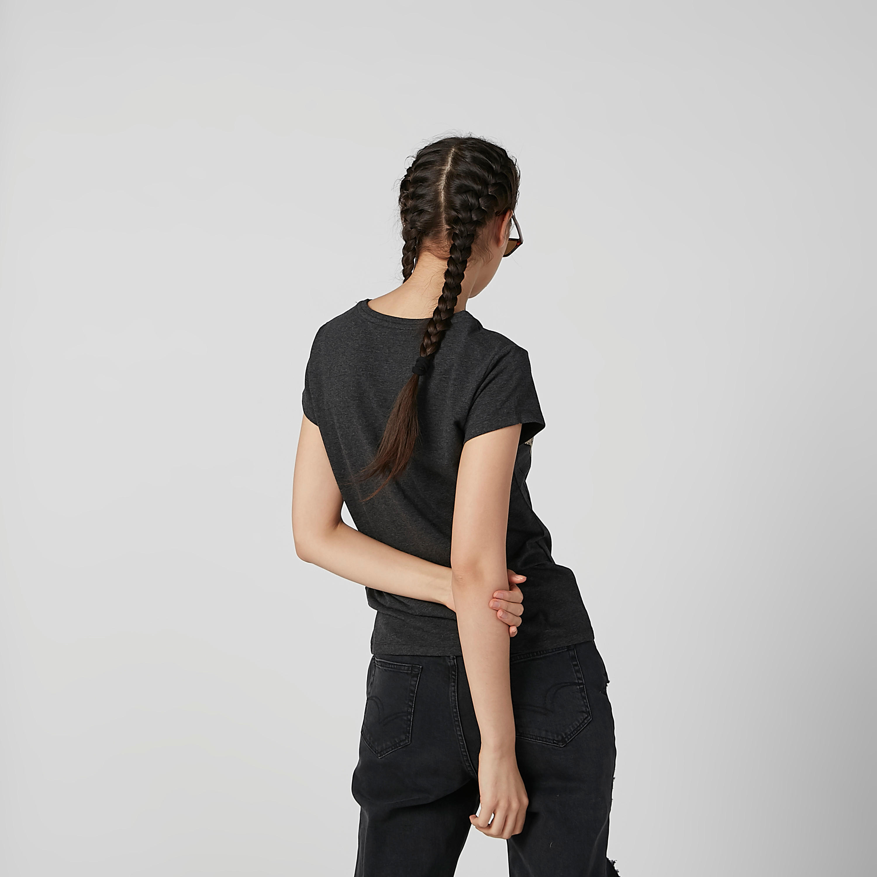 تيشيرت بقصّة سكيني وأكمام كاب وطبعات ميني ماوس-women-clothing-tshirts-image-4