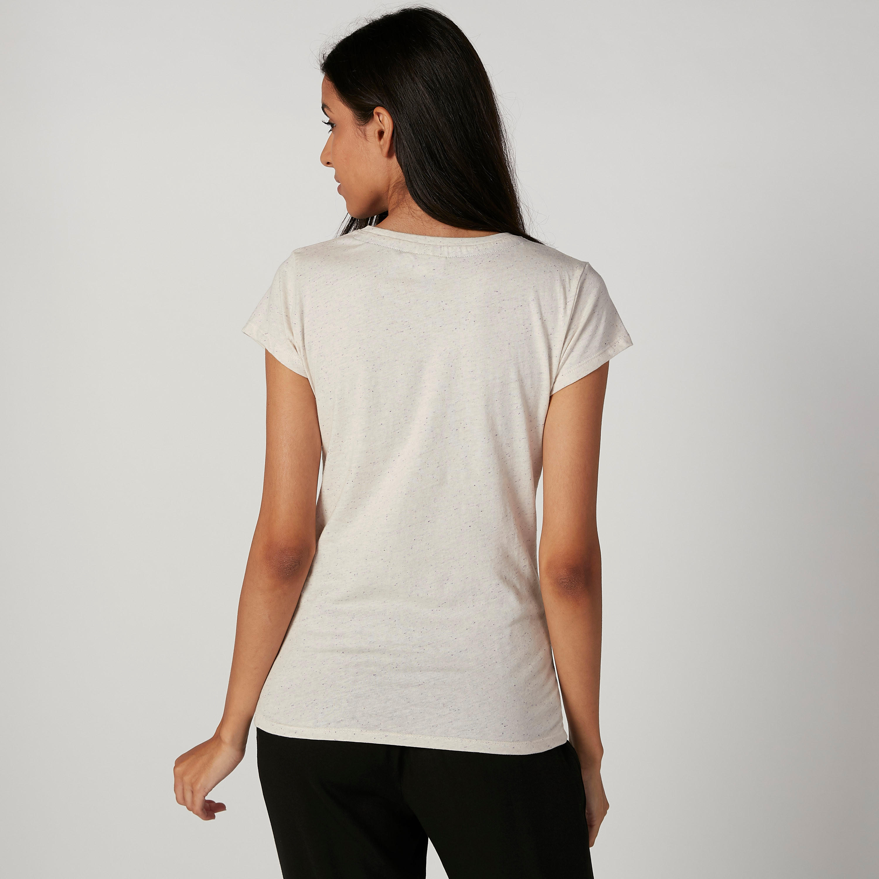 تيشيرت مستدام سكيني بأكمام كاب وطبعات ويني ذا بوه -women-clothing-tshirts-image-2