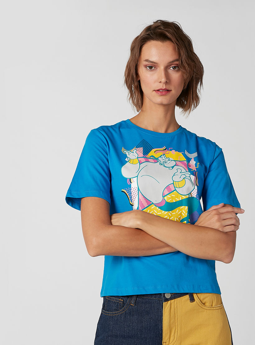 تيشيرت بقصّة سكيني وأكمام قصيرة وطبعات جرافيك جيني-women-clothing-tshirts-image-2