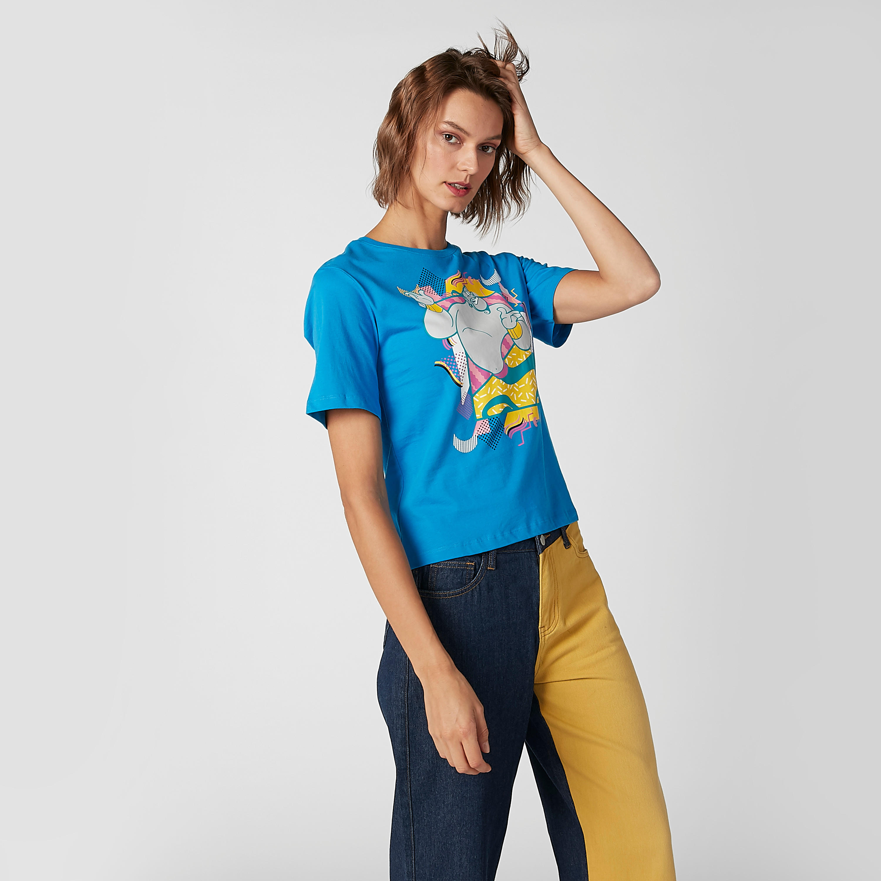 تيشيرت بقصّة سكيني وأكمام قصيرة وطبعات جرافيك جيني-women-clothing-tshirts-image-4