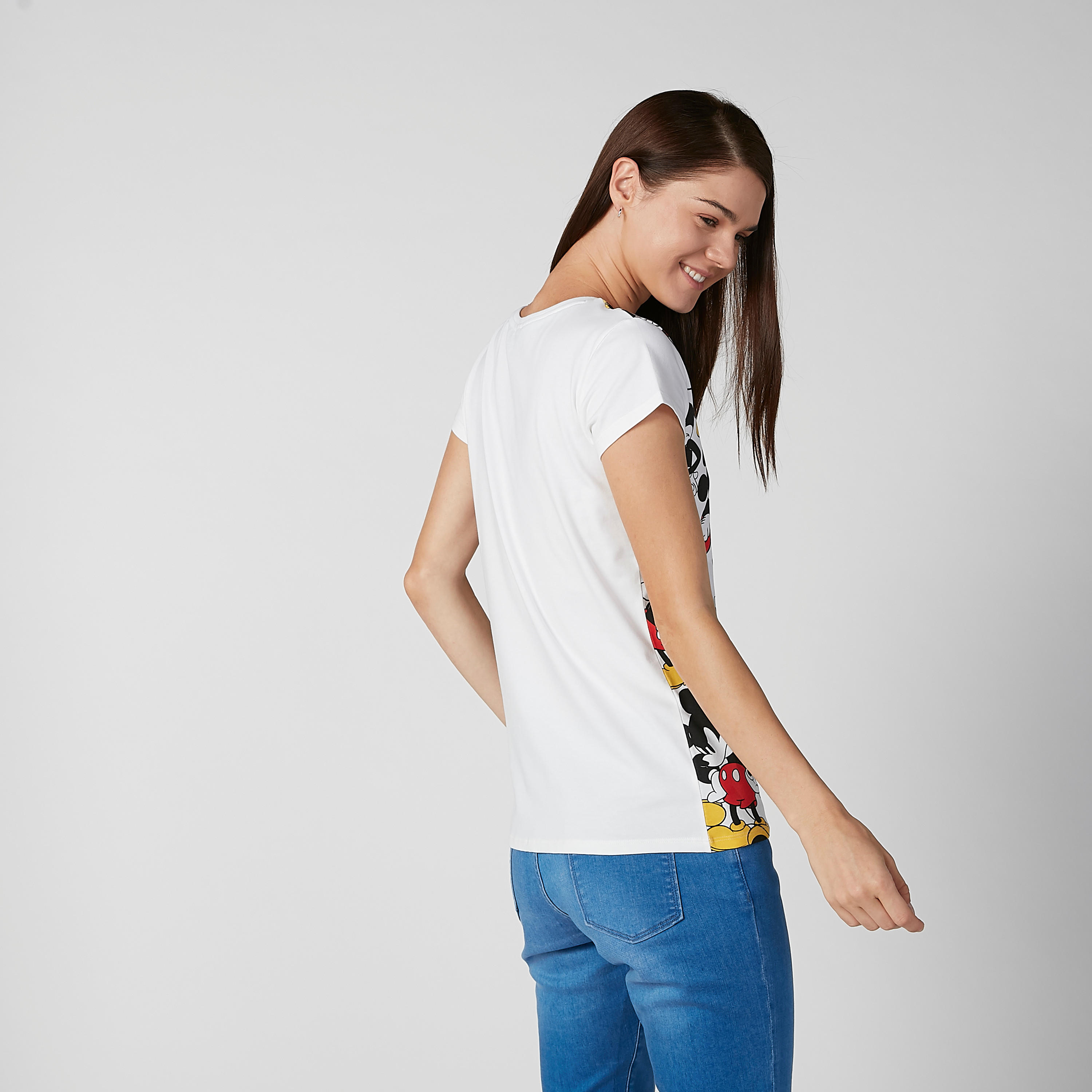 تيشيرت مستدام سليم بأكمام كاب وطبعات ميكي ماوس-women-clothing-tshirts-image-3