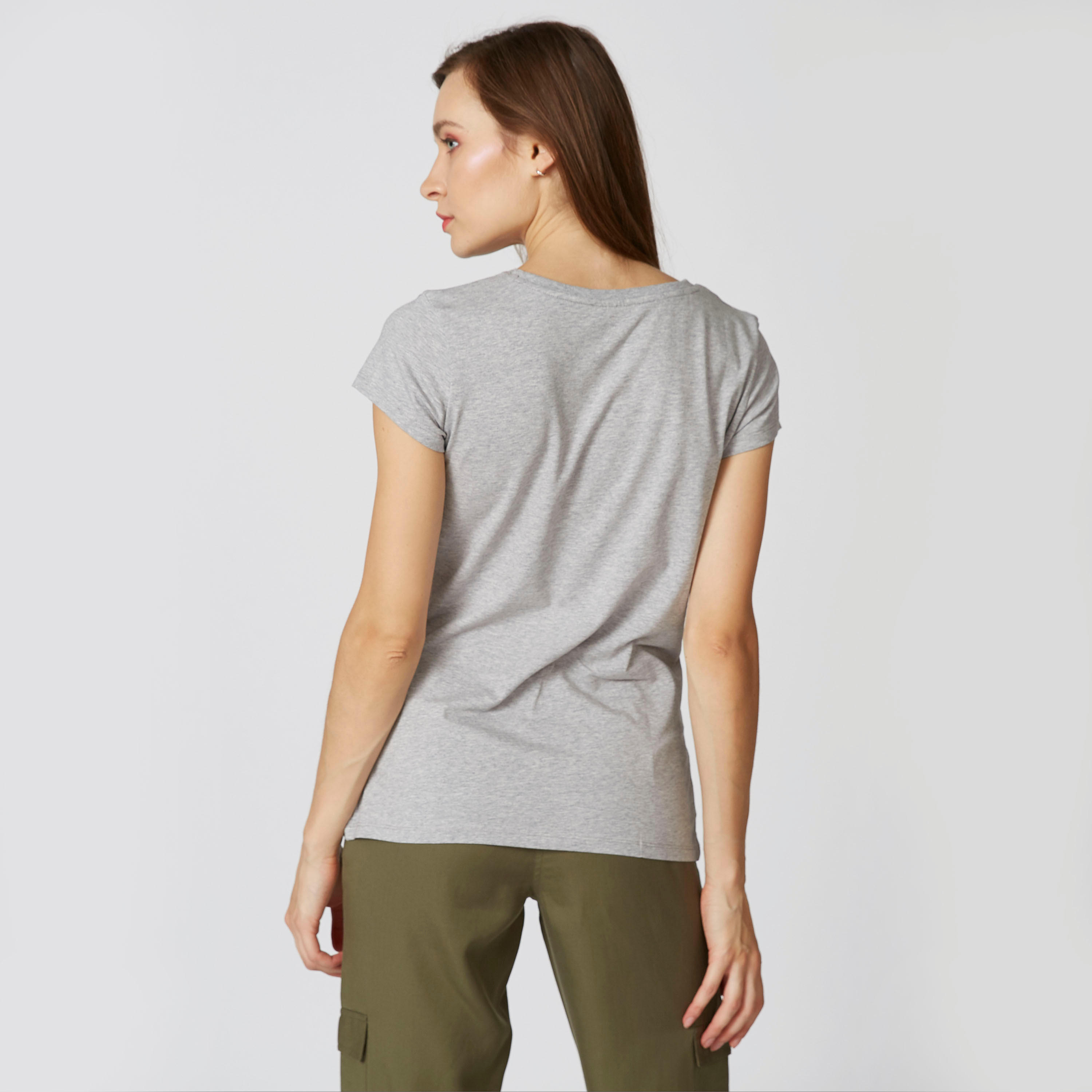 تيشيرت بقصّة سكيني وياقة مستديرة وأكمام كاب وطبعات-women-clothing-tshirts-image-2