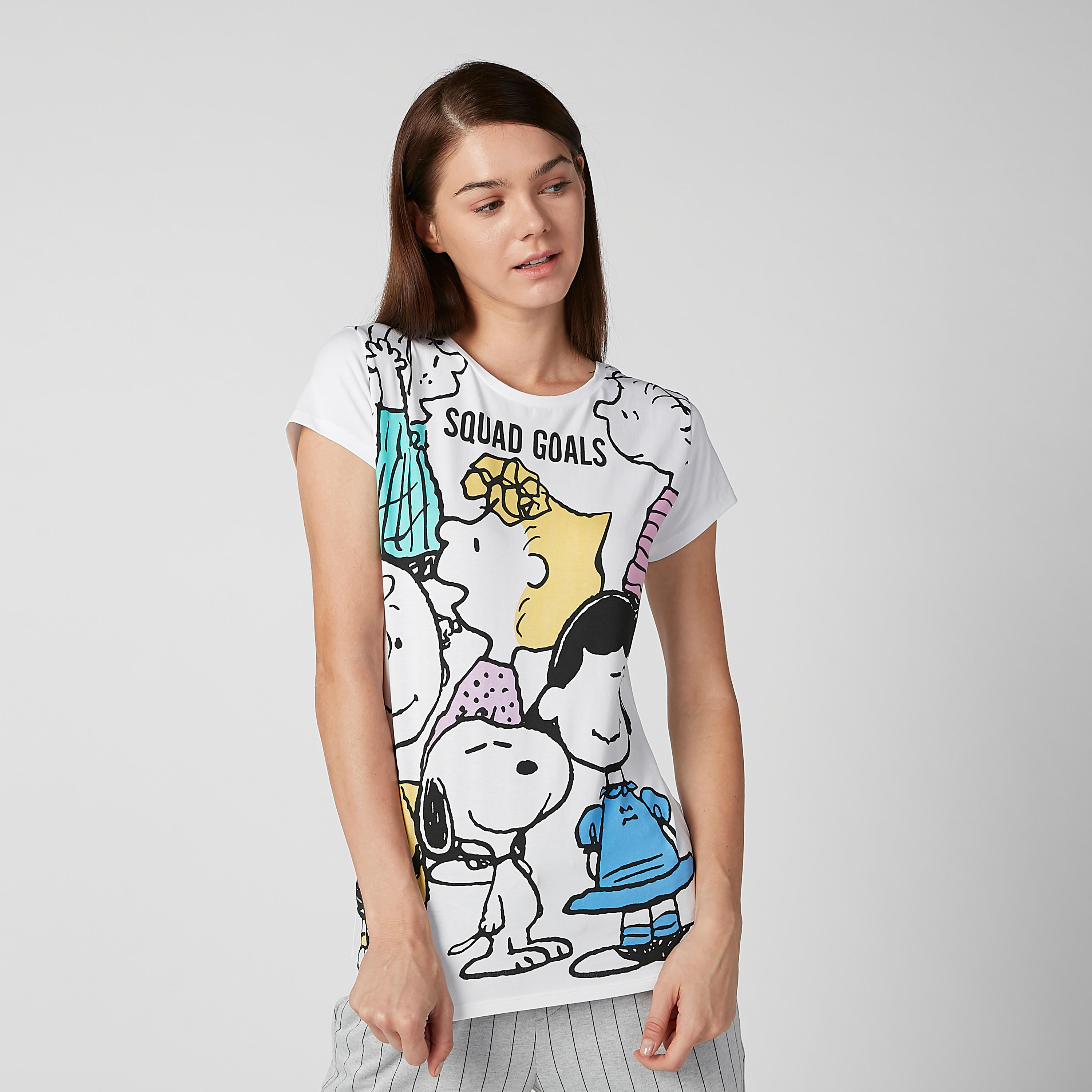 تيشيرت مستدام سكيني بأكمام كاب وطبعات سنوبي -women-clothing-tshirts-image-1