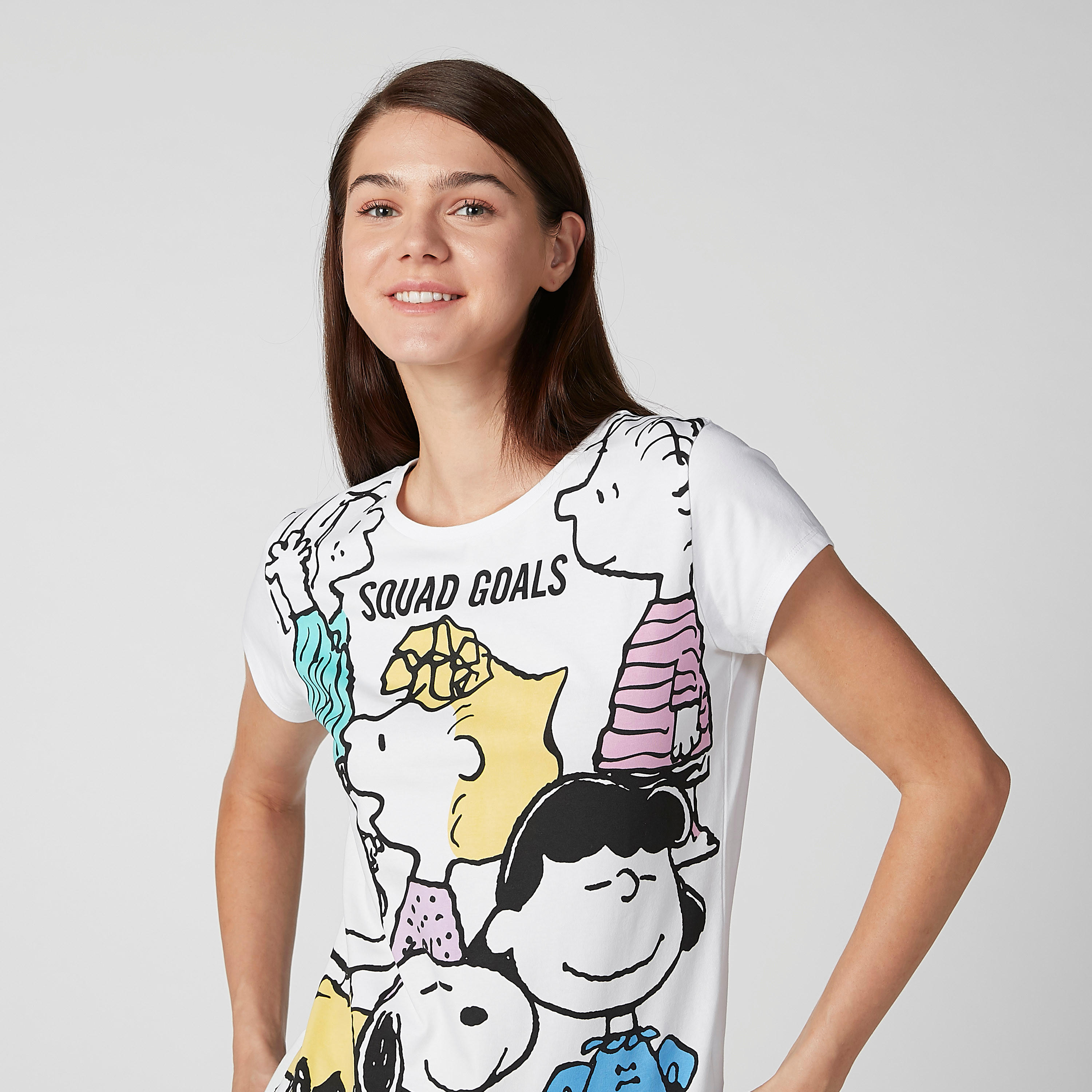 تيشيرت مستدام سكيني بأكمام كاب وطبعات سنوبي -women-clothing-tshirts-image-3