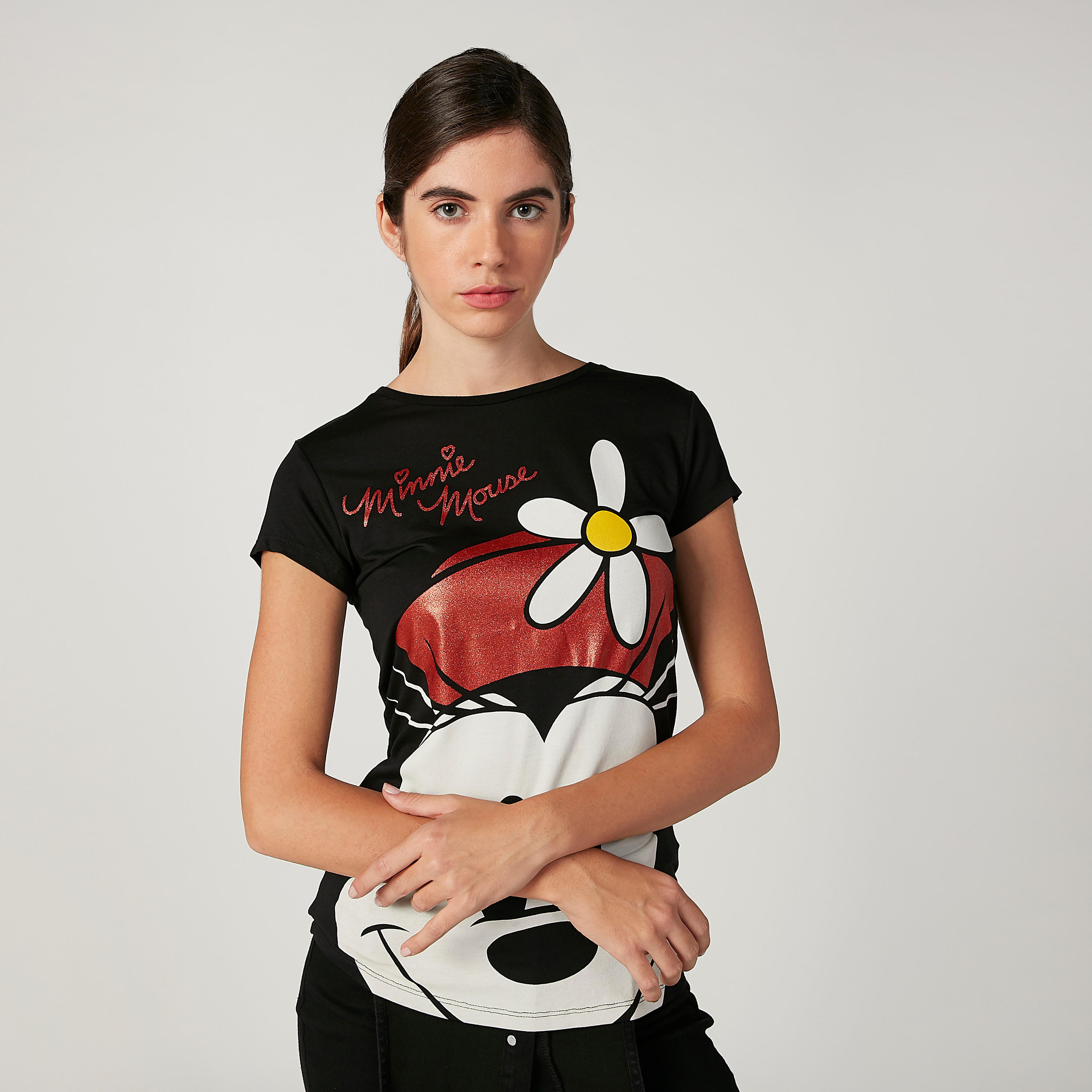 تيشيرت سكيني فيت بياقة ضيقة وأكمام كاب وطبعات ميني ماوس-women-clothing-tshirts-image-1