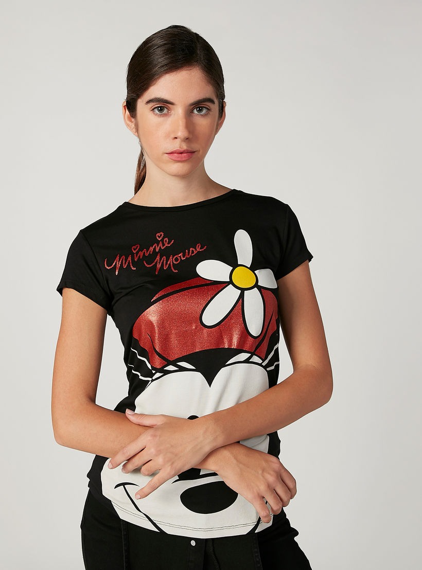 تيشيرت سكيني فيت بياقة ضيقة وأكمام كاب وطبعات ميني ماوس-women-clothing-tshirts-image-1
