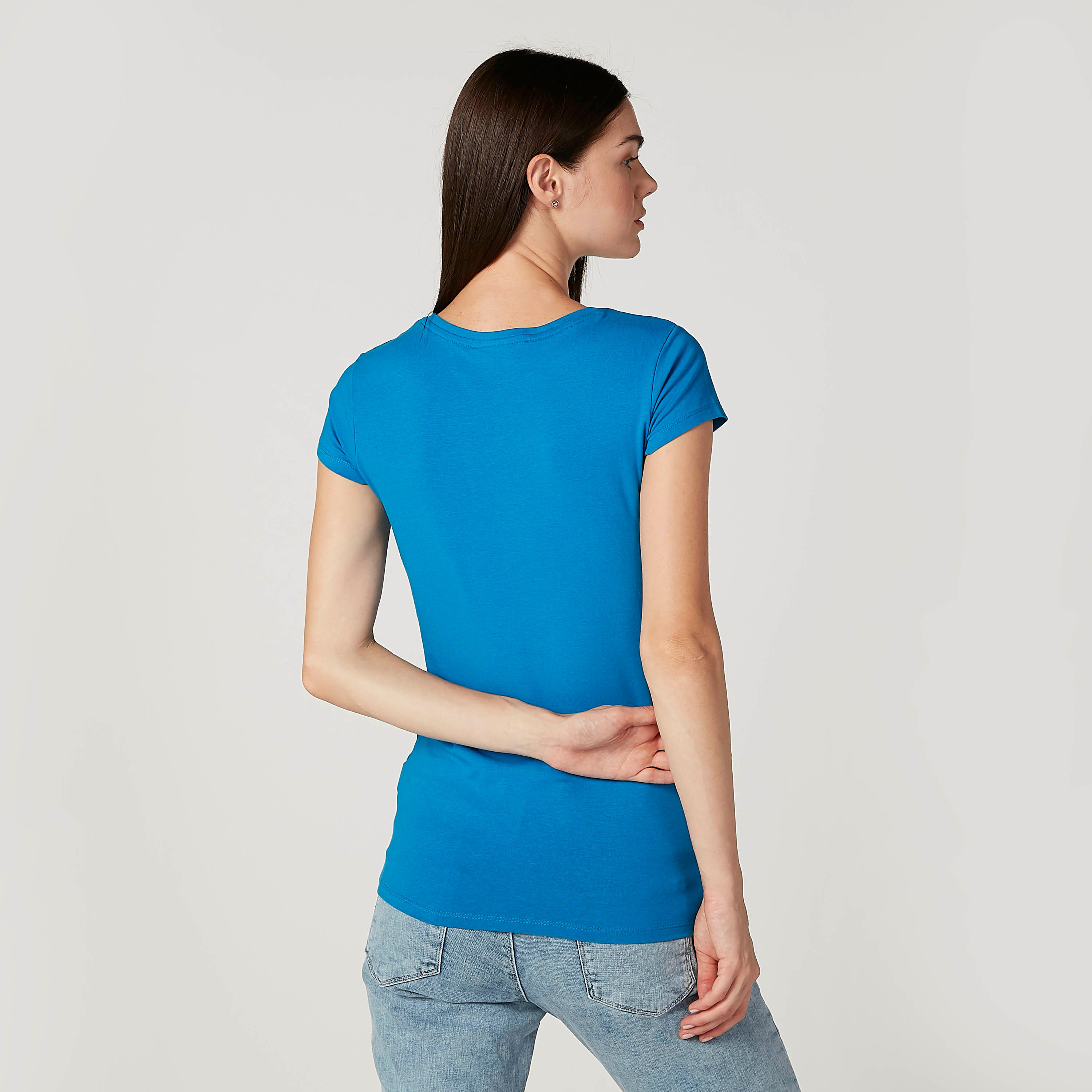 تيشيرت سكيني بياقة مستديرة وأكمام كاب وطبعات سوبرمان-women-clothing-tshirts-image-4