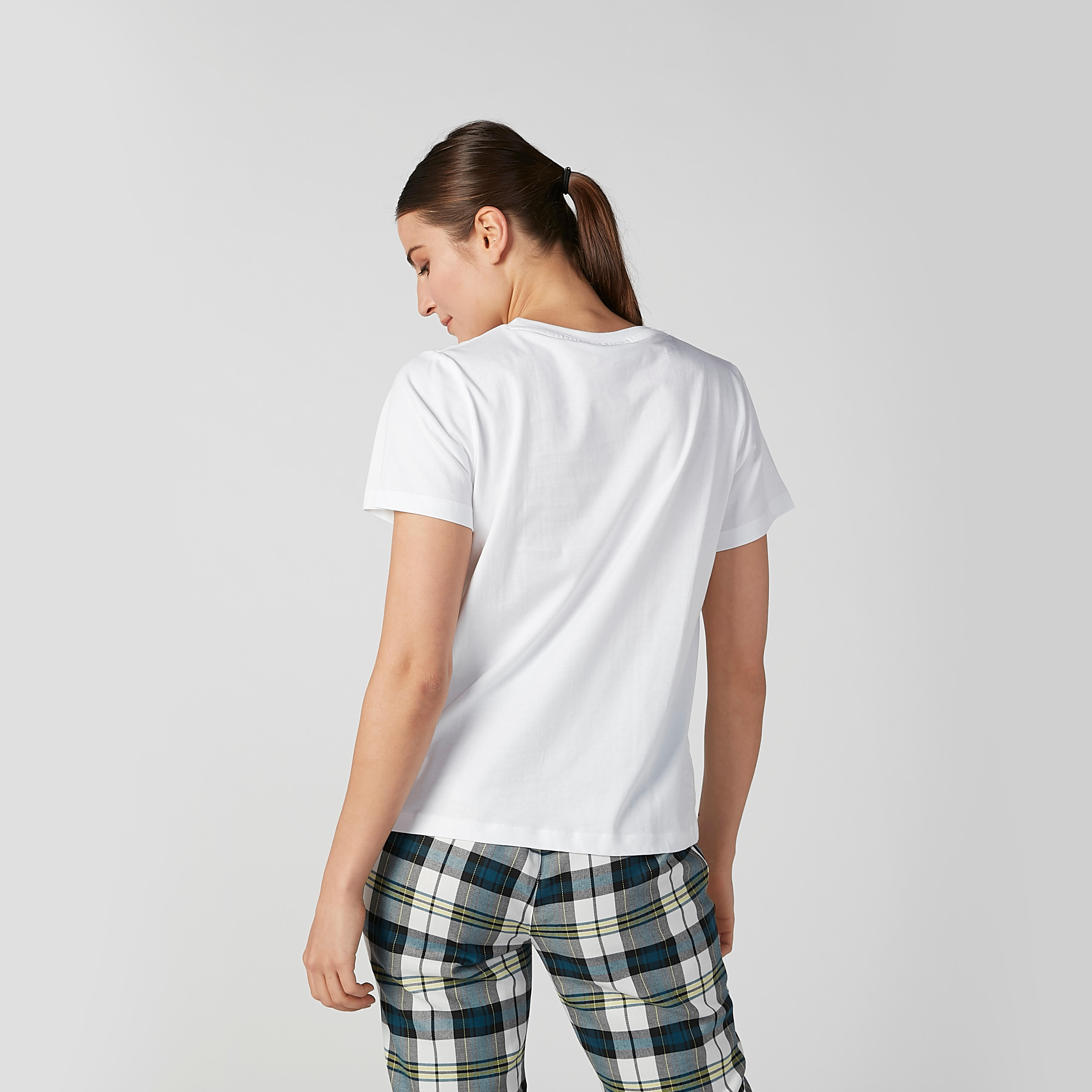 تيشيرت مستدام سليم بطبعات وياقة مستديرة -women-clothing-tshirts-image-3