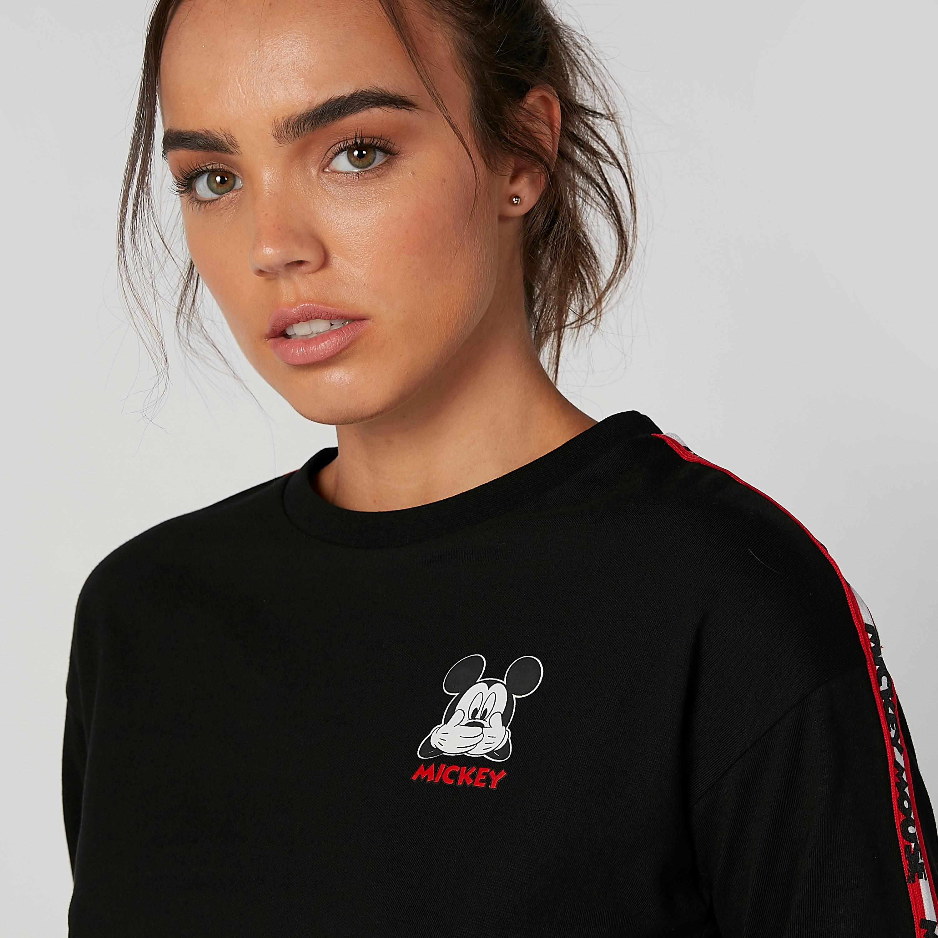 سويت شيرت مستدام بأكمام طويلة وطبعات ميكي ماوس -women-winterwear-hoodiesandsweatshirts-sweatshirts-image-5