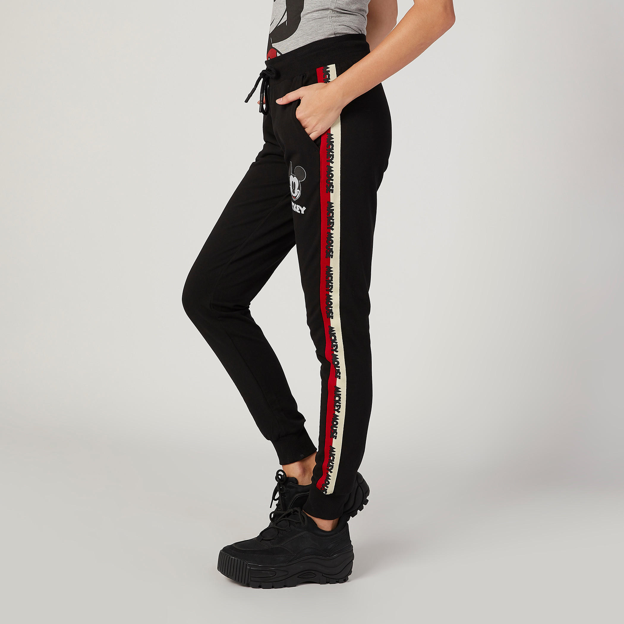 بنطلون رياضي سليم بخصر متوسط الارتفاع وجيوب بطبعات ميكي ماوس-women-clothing-bottoms-joggers-image-5