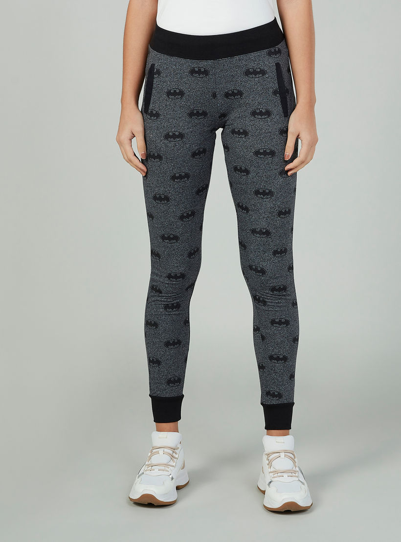 بنطلون رياضي سليم بخصر مطاطي منخفض وطبعات باتمان-women-clothing-bottoms-joggers-image-1