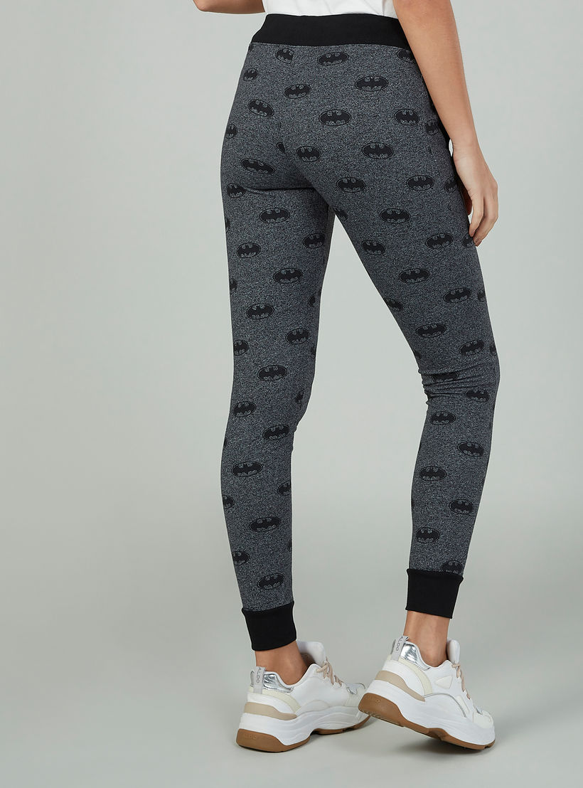 بنطلون رياضي سليم بخصر مطاطي منخفض وطبعات باتمان-women-clothing-bottoms-joggers-image-3