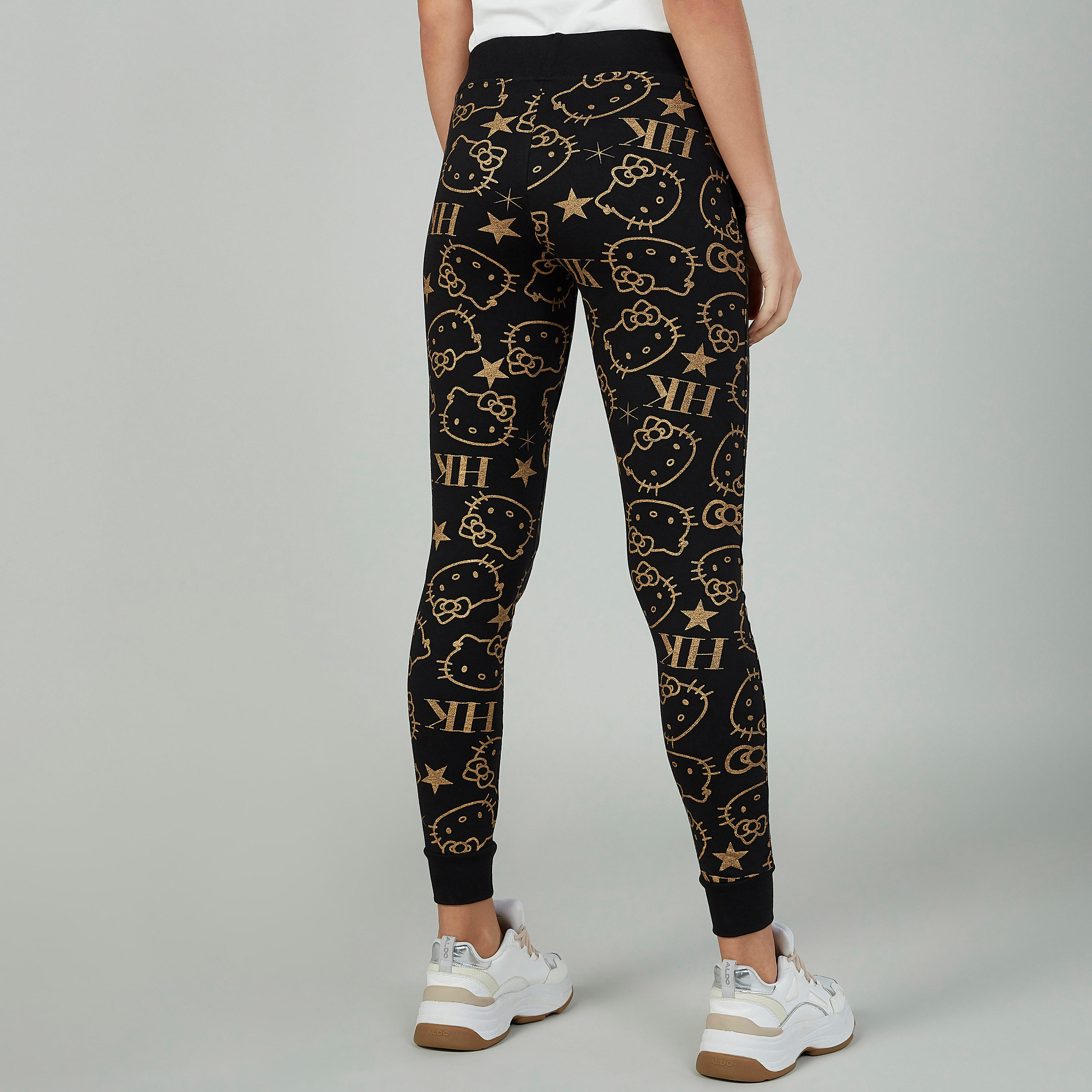 بنطلون رياضي سليم بخصر منخفض الارتفاع وجيوب بطبعات هالو كيتي-women-clothing-bottoms-joggers-image-4