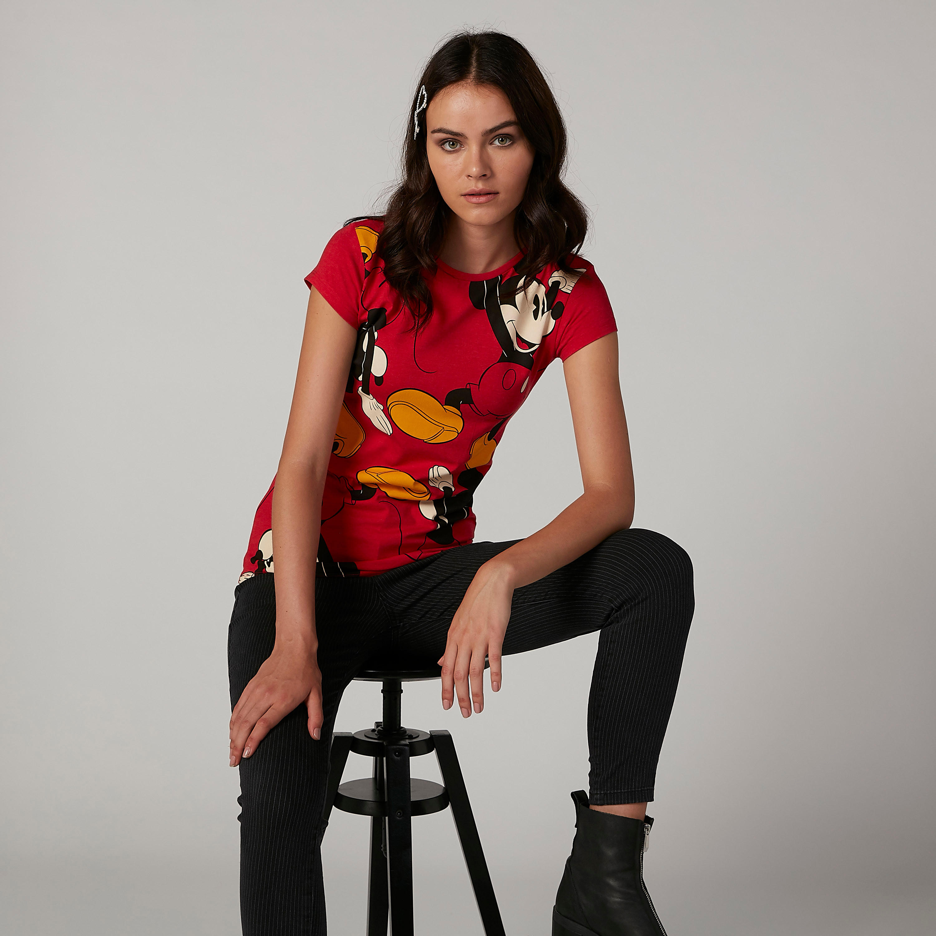 تيشيرت مستدام سكيني بأكمام كاب وطبعات ميكي ماوس -women-clothing-tshirts-image-2