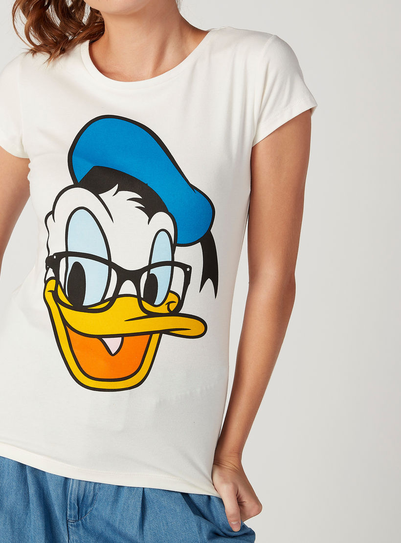 تيشيرت مستدام سكيني بأكمام كاب وطبعات دونالد داك-women-clothing-tshirts-image-3