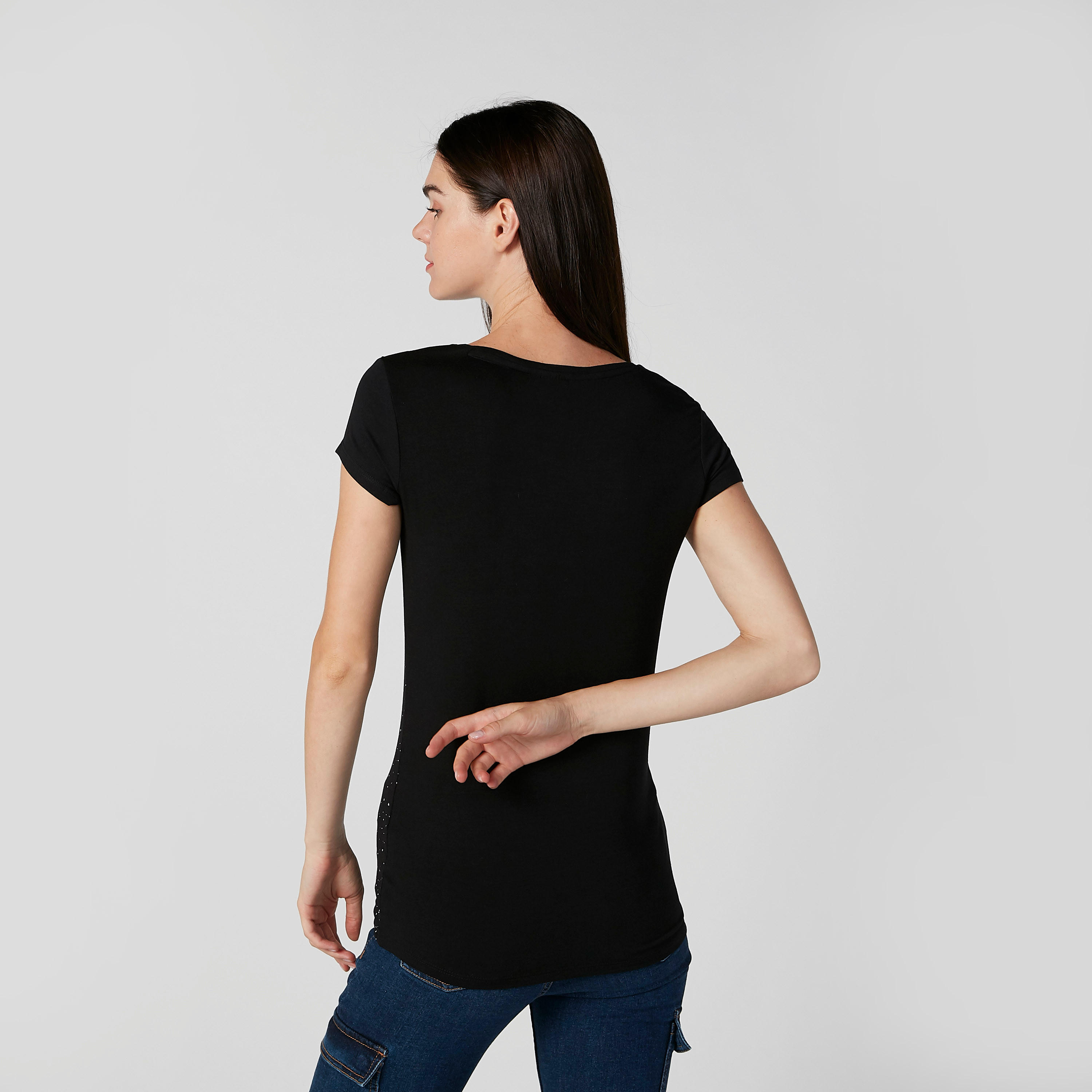 تيشيرت سكيني بياقة مستديرة وأكمام كاب وطبعات هالو كيتي-women-clothing-tshirts-image-4