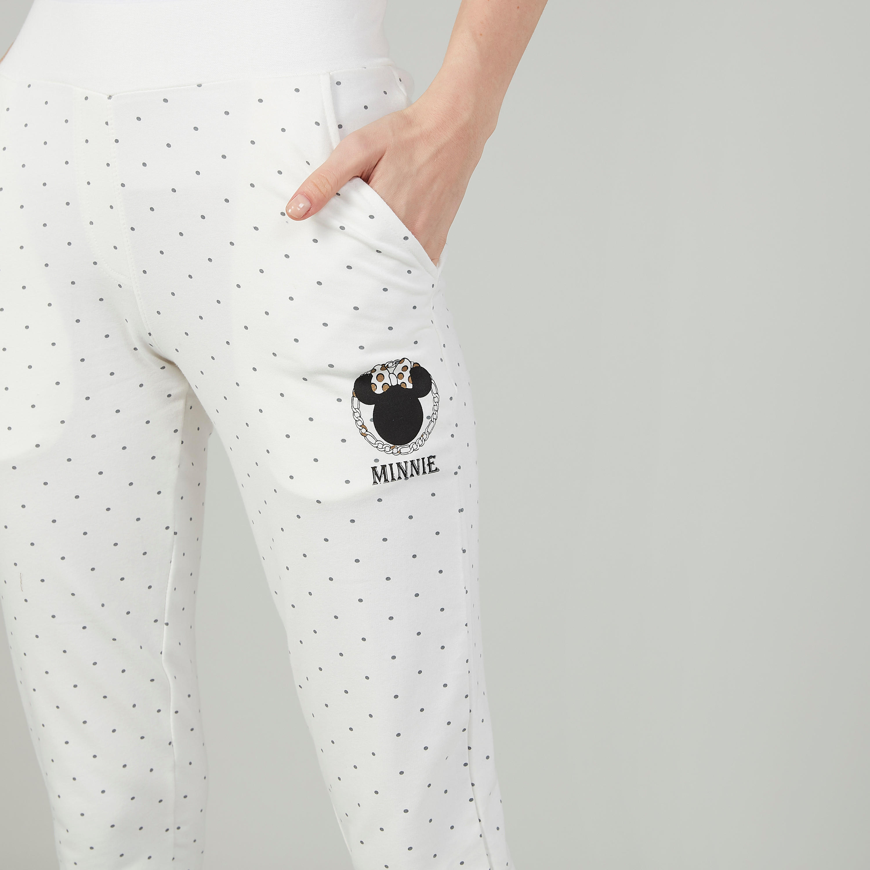بنطلون رياضي سليم بخصر متوسط الارتفاع وجيوب بطبعات ميني ماوس-women-clothing-bottoms-joggers-image-3