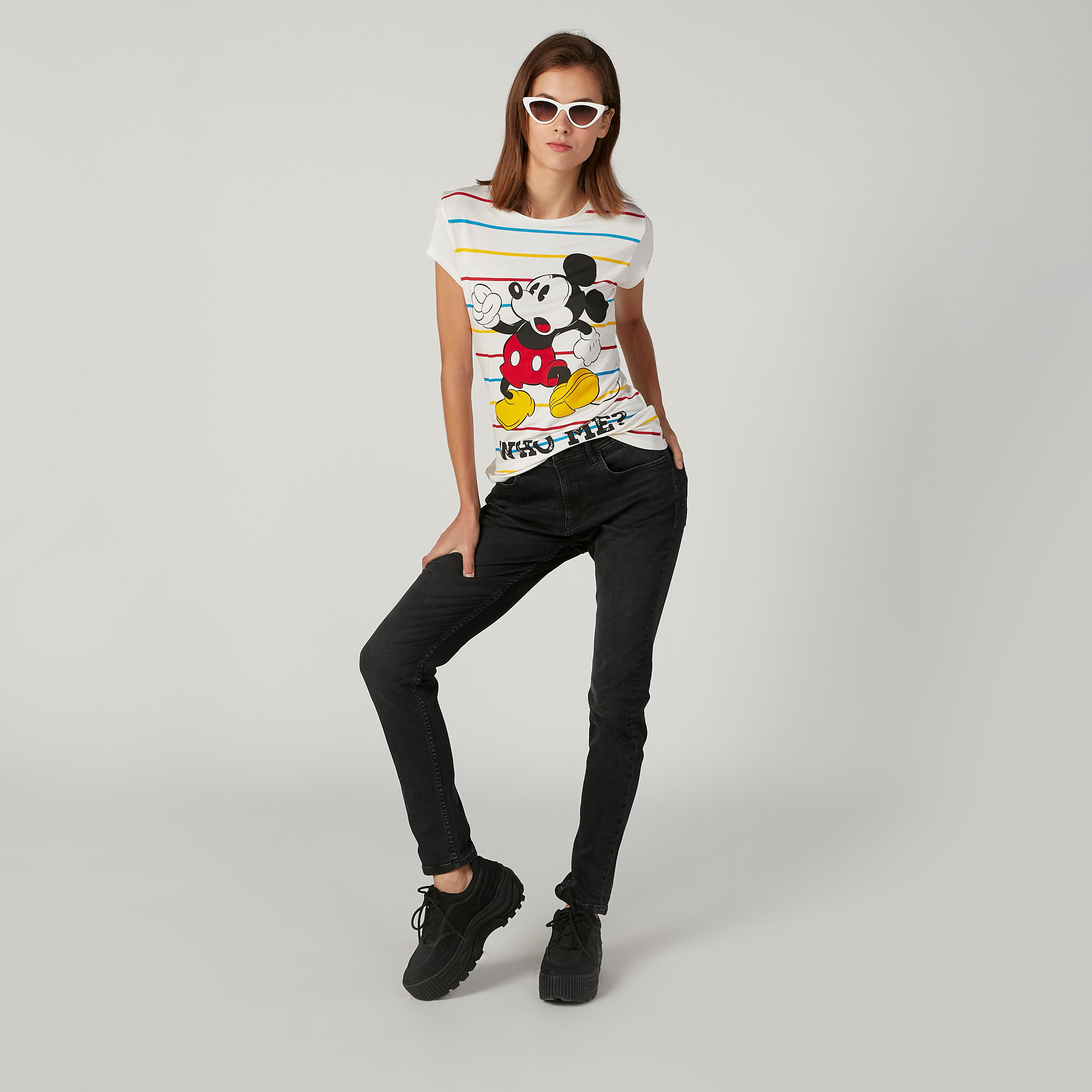 تيشيرت سكيني بأكمام كاب وطبعات ميكي ماوس-women-clothing-tshirts-image-3