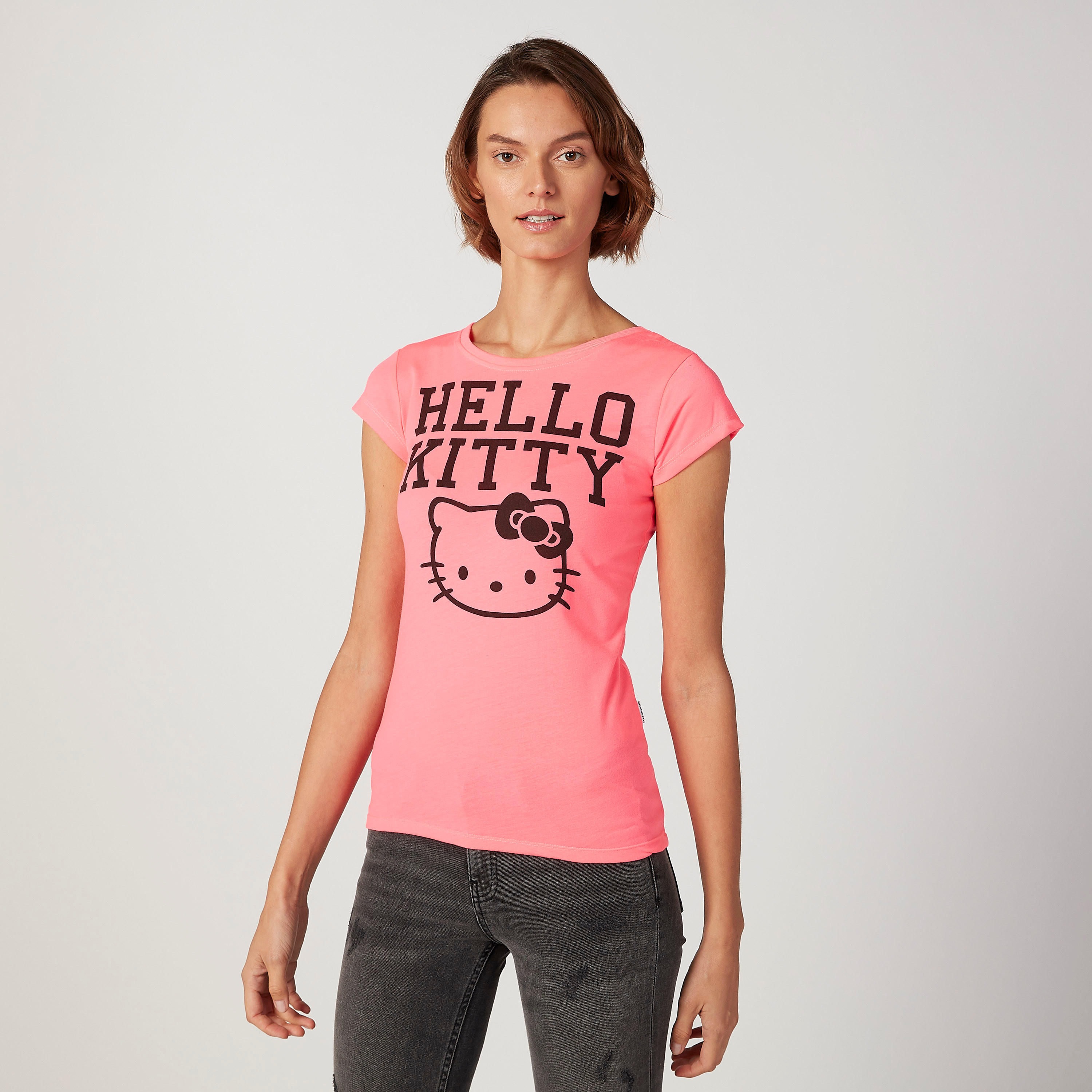 تيشيرت سكيني بياقة مستديرة وأكمام كاب وطبعات هالو كيتي-women-clothing-tshirts-image-1