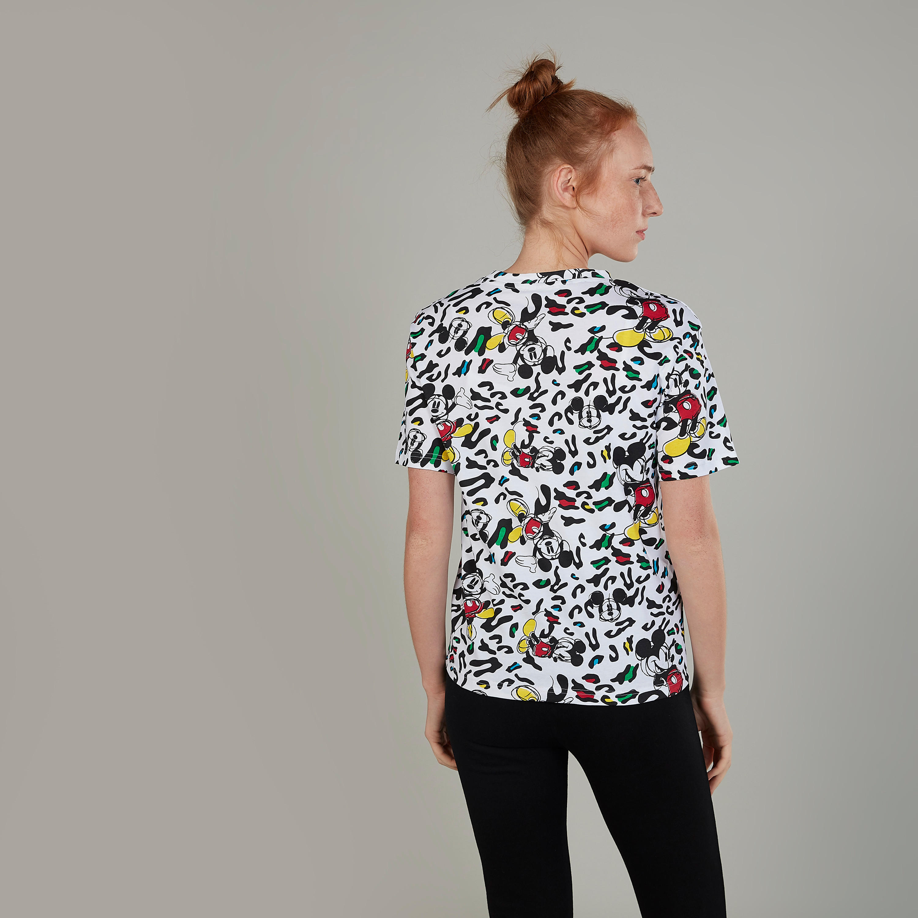 تيشيرت مستدام بياقة مستديرة وأكمام قصيرة وطبعات -women-clothing-tshirts-image-4