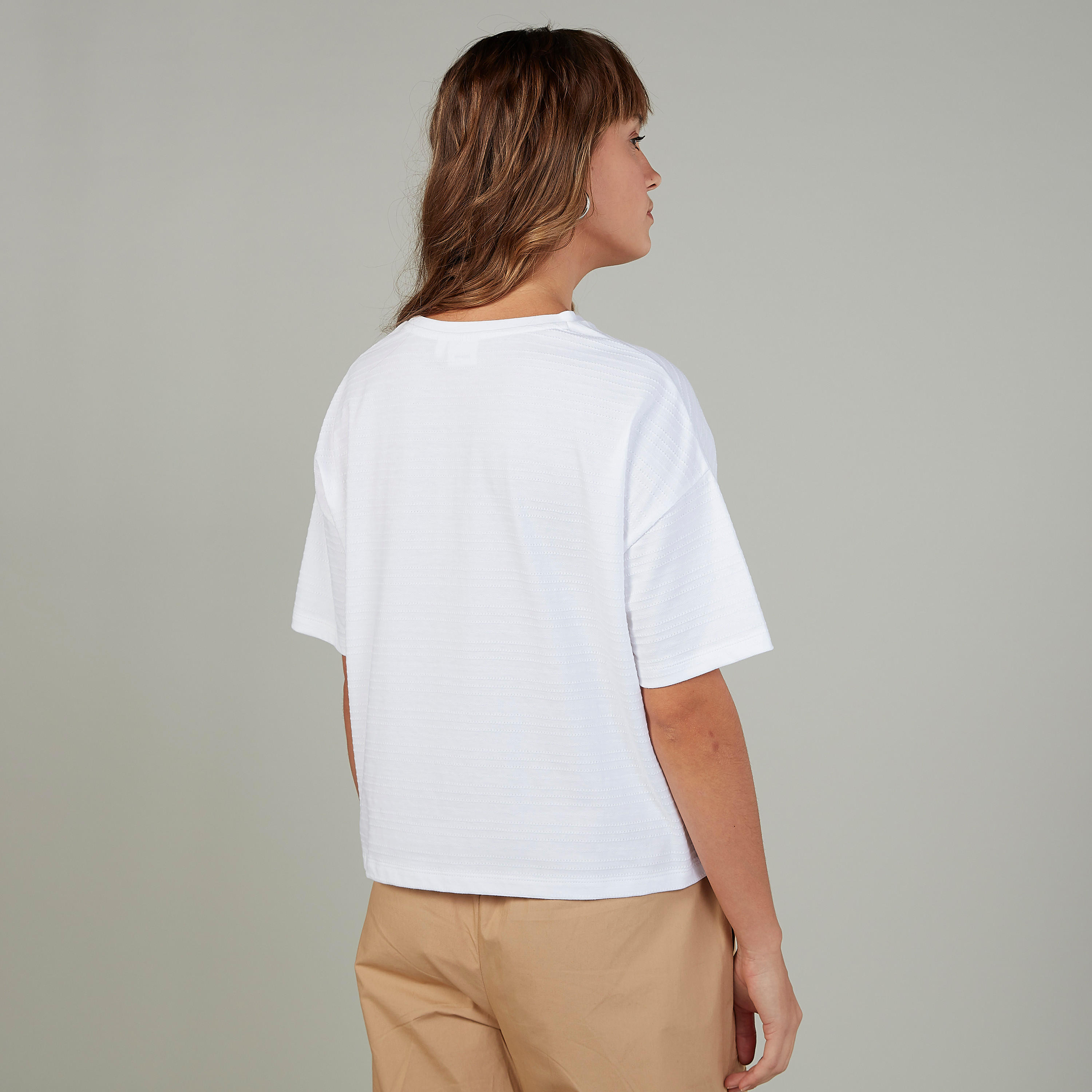 تيشيرت مستدام بياقة مستديرة وطبعات ميكي ماوس -women-clothing-tshirts-image-4