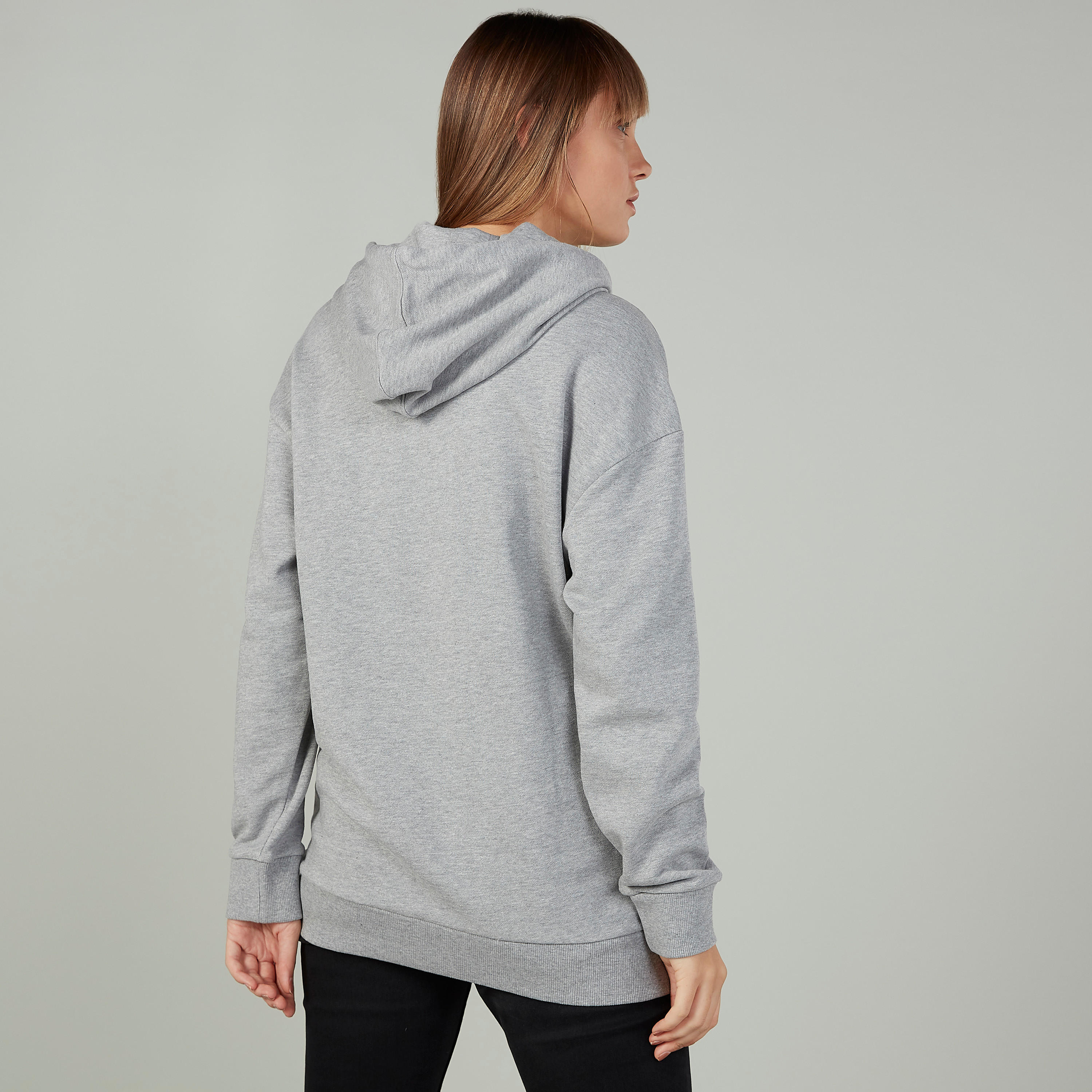 هودي بأكمام طويلة وجيوب كنغر وتطريزات ميكي ماوس-women-winterwear-hoodiesandsweatshirts-sweatshirts-image-4