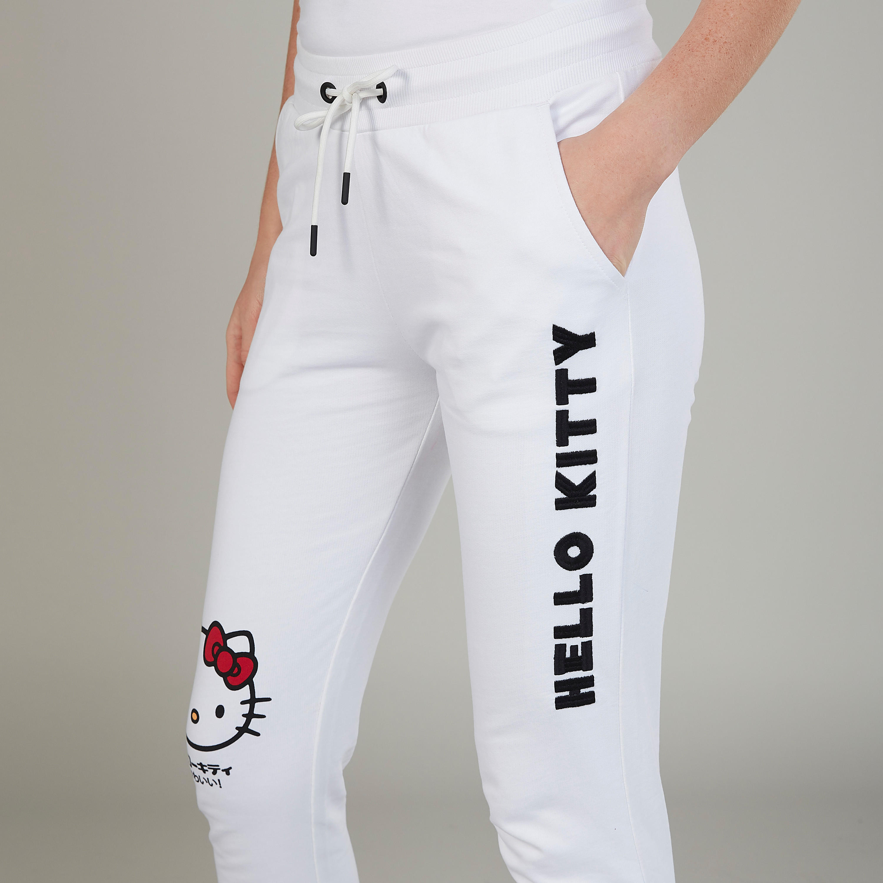 بنطلون رياضي بجيوب ورباط بطبعات هالو كيتي-women-clothing-bottoms-joggers-image-3