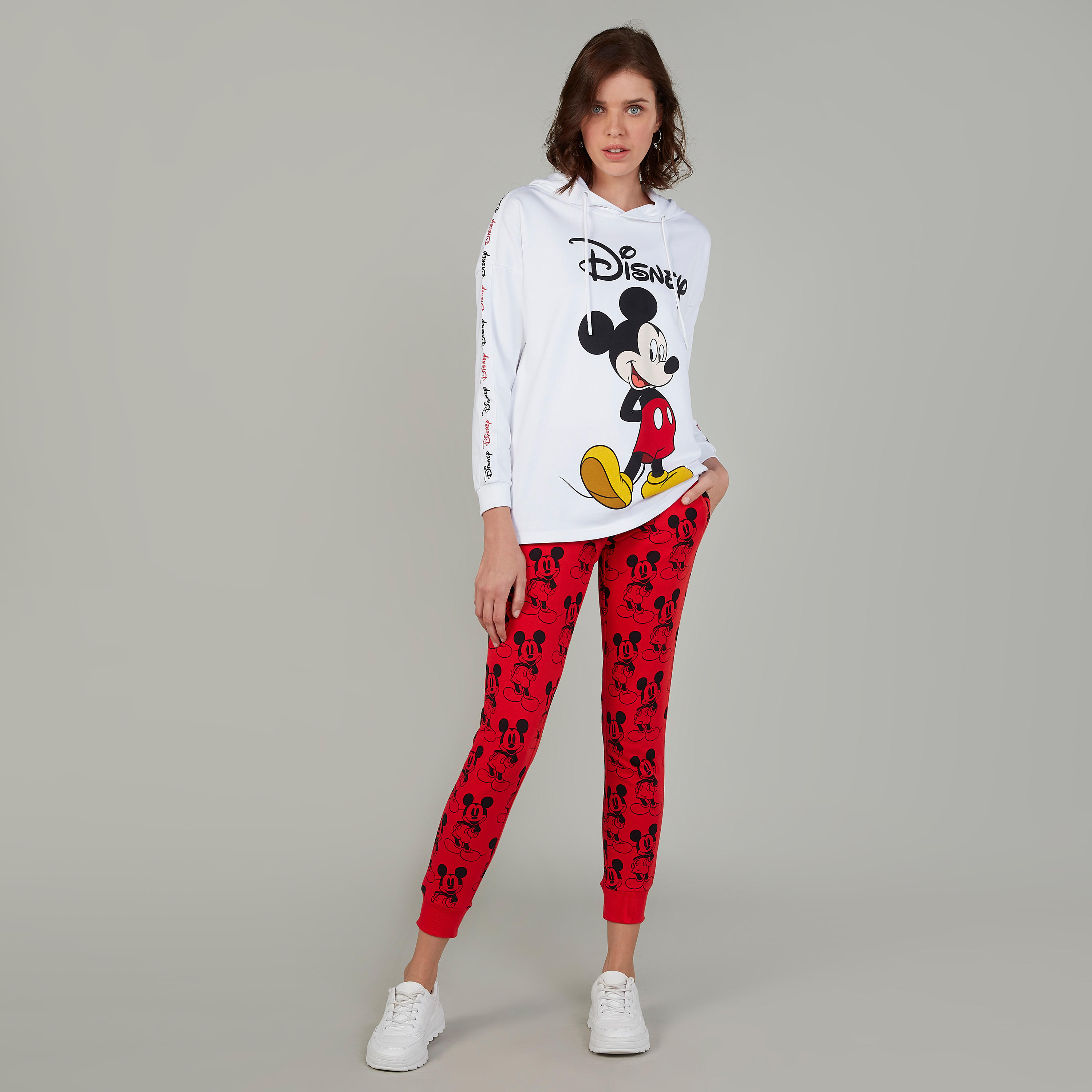بنطلون رياضي بخصر مطّاطي وجيوب وطبعات ميكي ماوس-women-clothing-bottoms-joggers-image-2