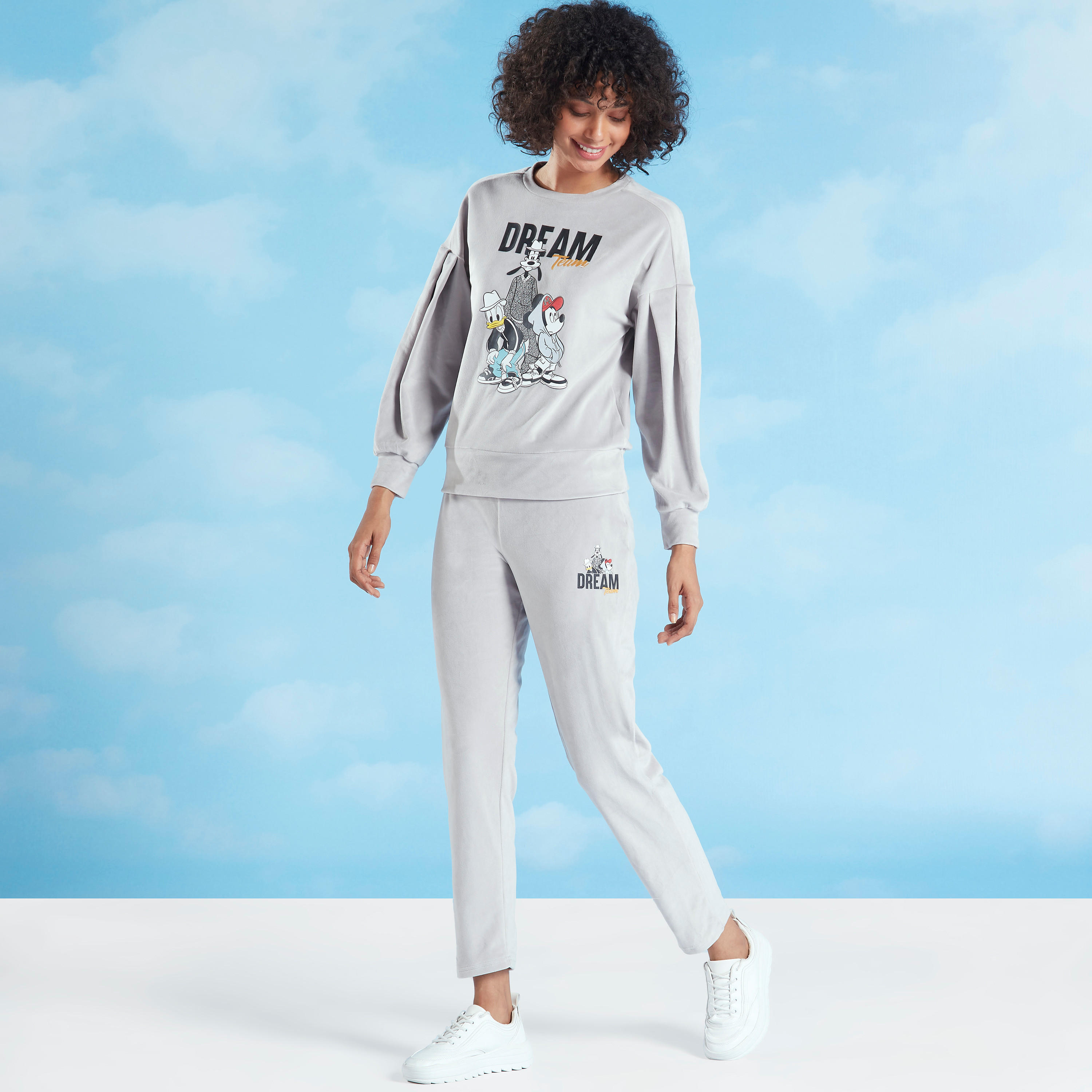 بنطلون بخصر مطاطي متوسط الإرتفاع وطبعات ميكي ماوس-women-clothing-bottoms-trousers-image-2
