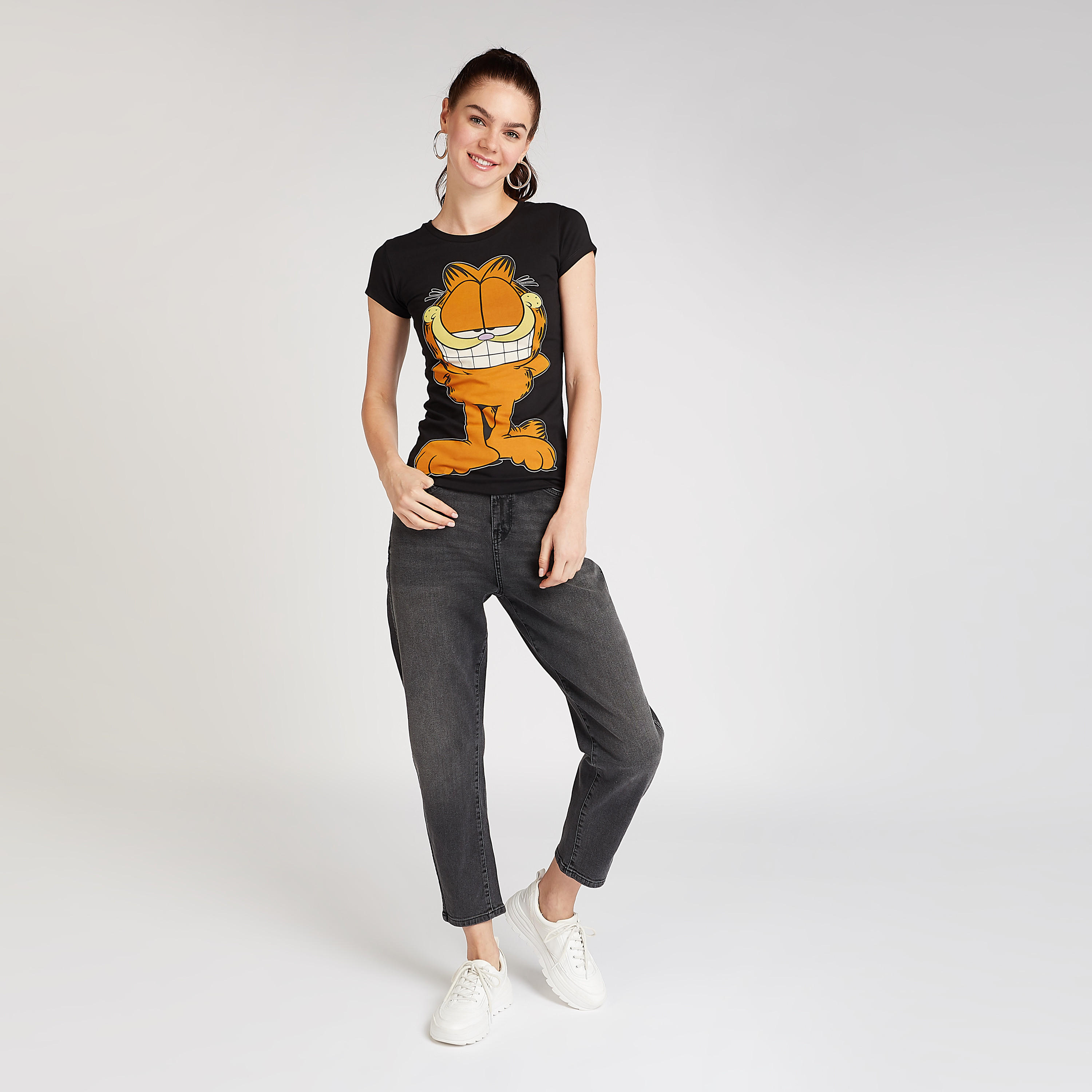 تيشيرت بياقة ضيّقة وأكمام كاب وطبعات غارفيد-women-clothing-tshirts-image-2