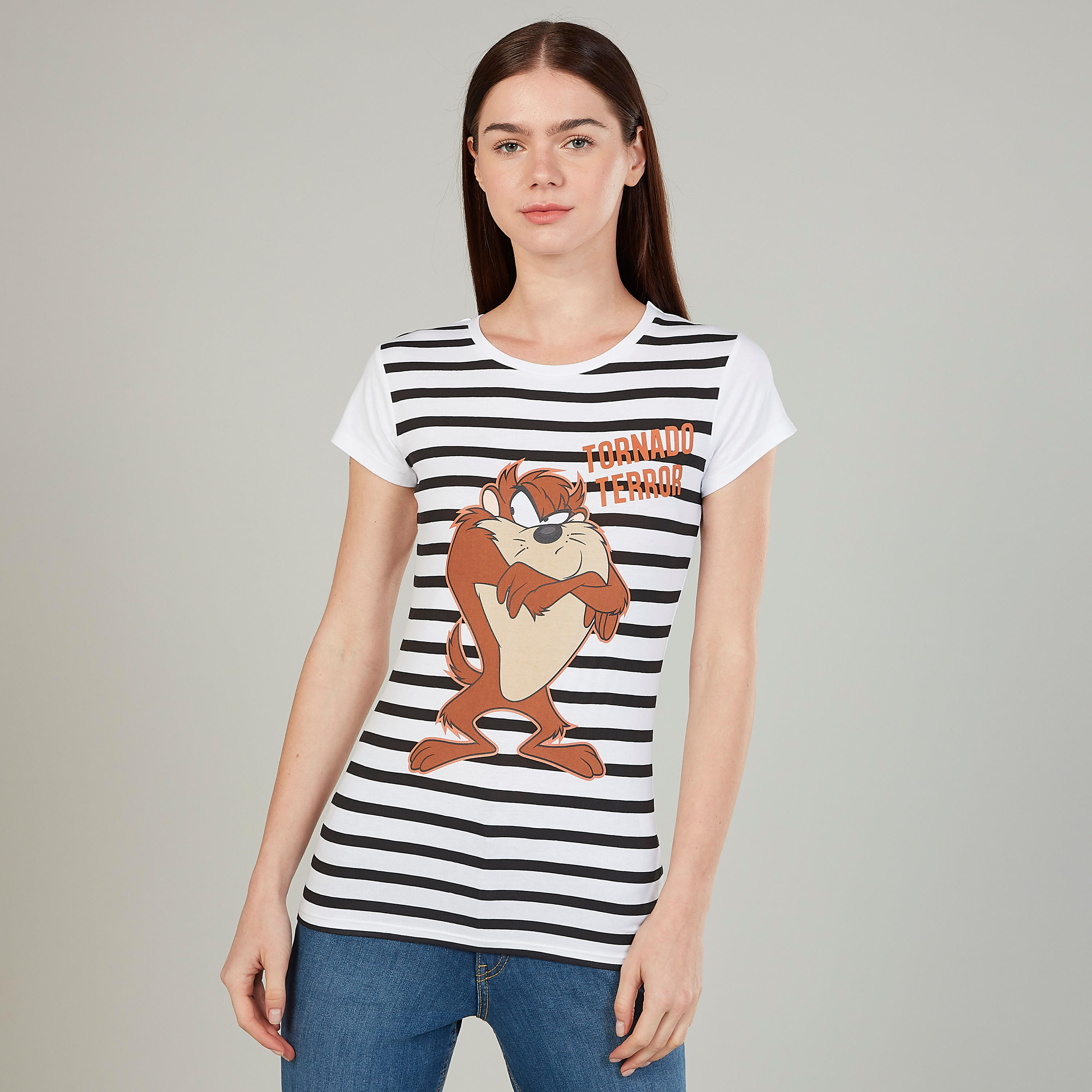 تيشيرت بياقة مستديرة وأكمام كاب وطبعات تازمانيان ديفل-women-clothing-tshirts-image-5