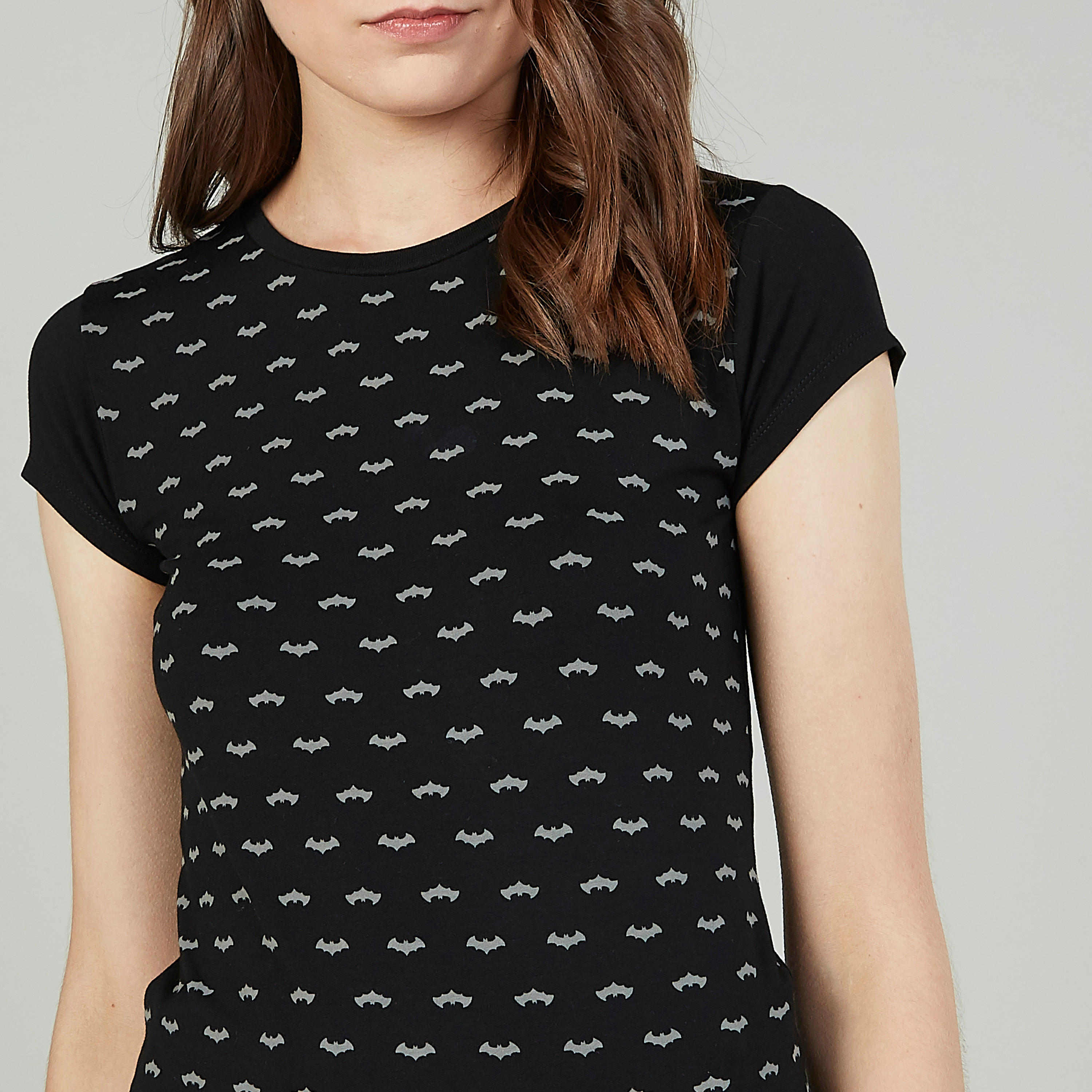 فستان نوم مستدام بأكمام قصيرة وأربطة وطبعات-women-clothing-tshirts-image-3