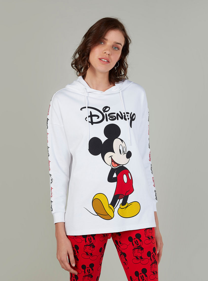 تيشيرت مستدام سكيني بقبعة وطبعات ميكي ماوس-women-clothing-tshirts-image-1