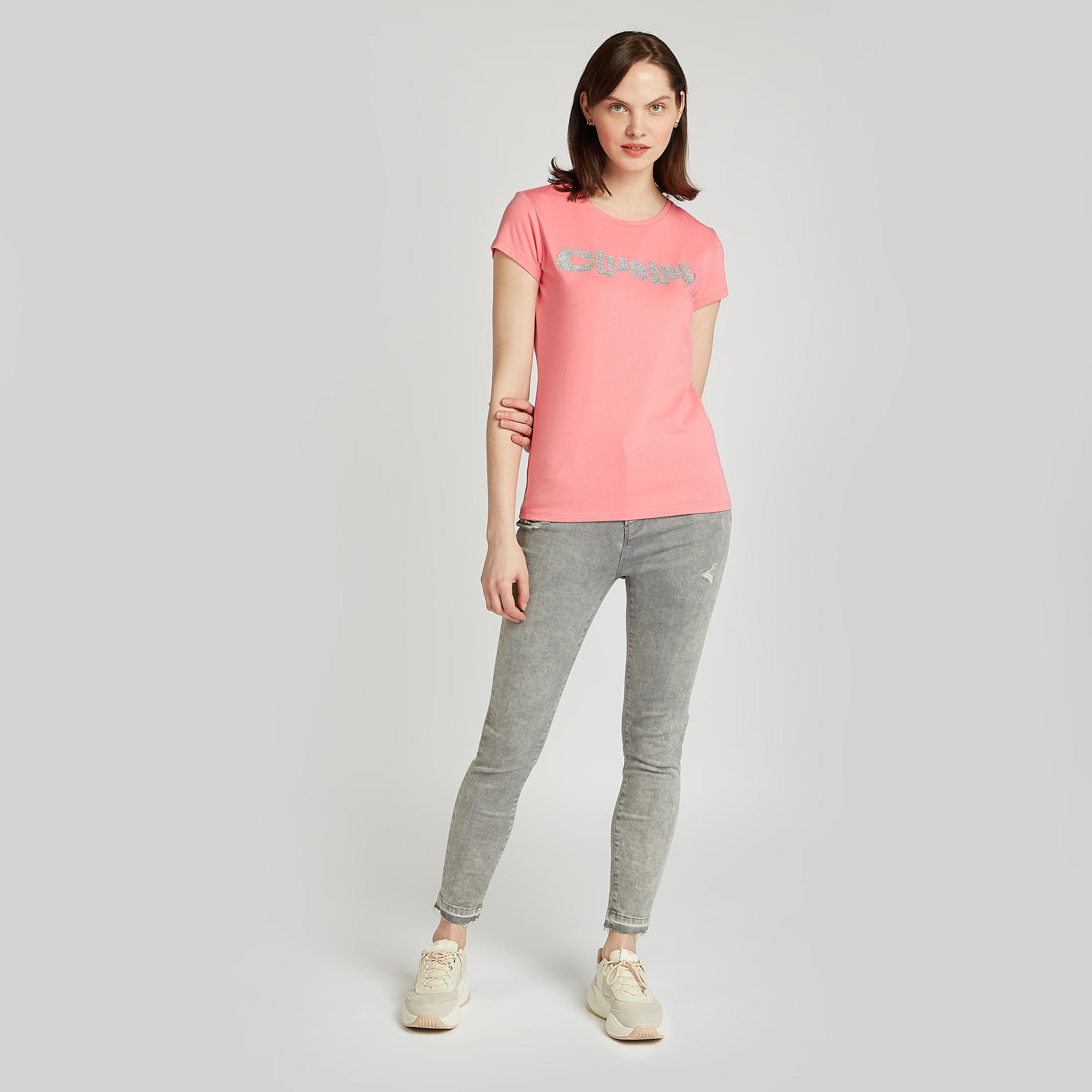 تيشيرت سكيني بياقة ضيقة وأكمام كاب وطبعات-women-clothing-tshirts-image-2