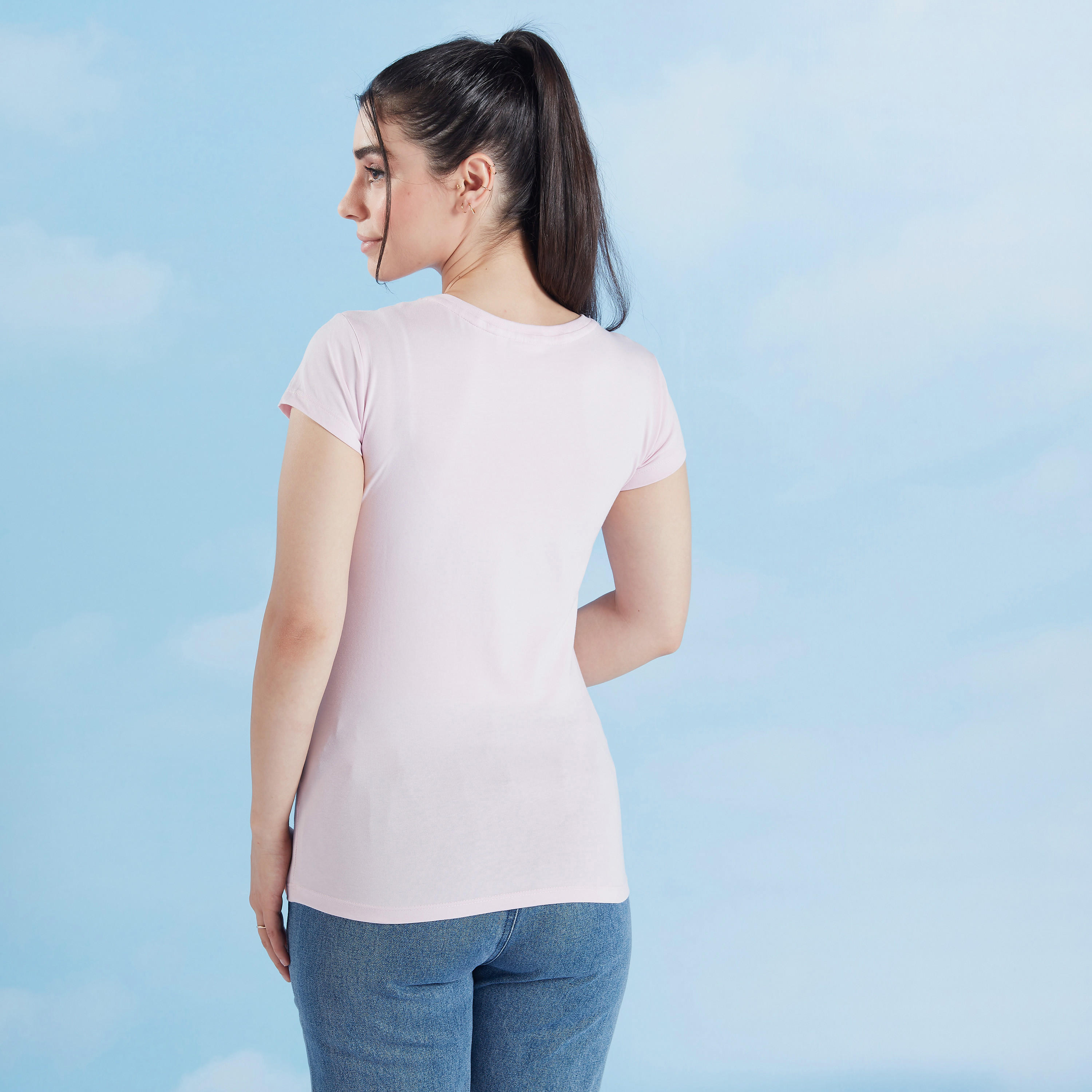 تيشيرت مطرّز بقصّة سكيني وياقة ضيقة وأكمام كاب-women-clothing-tshirts-image-4