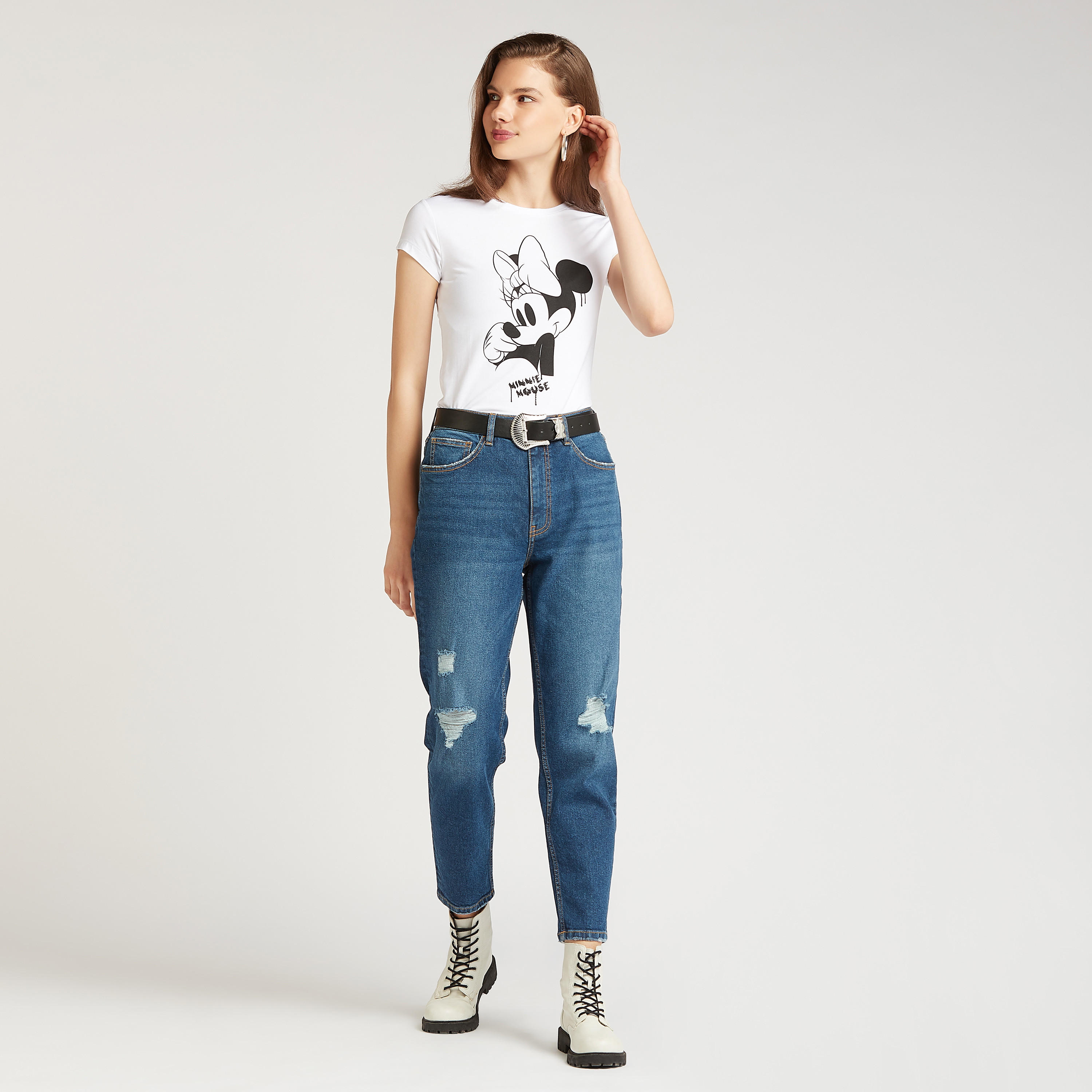 تيشيرت سكيني بياقة ضيّقة وأكمام كاب وطبعات ميني ماوس-women-clothing-tshirts-image-2