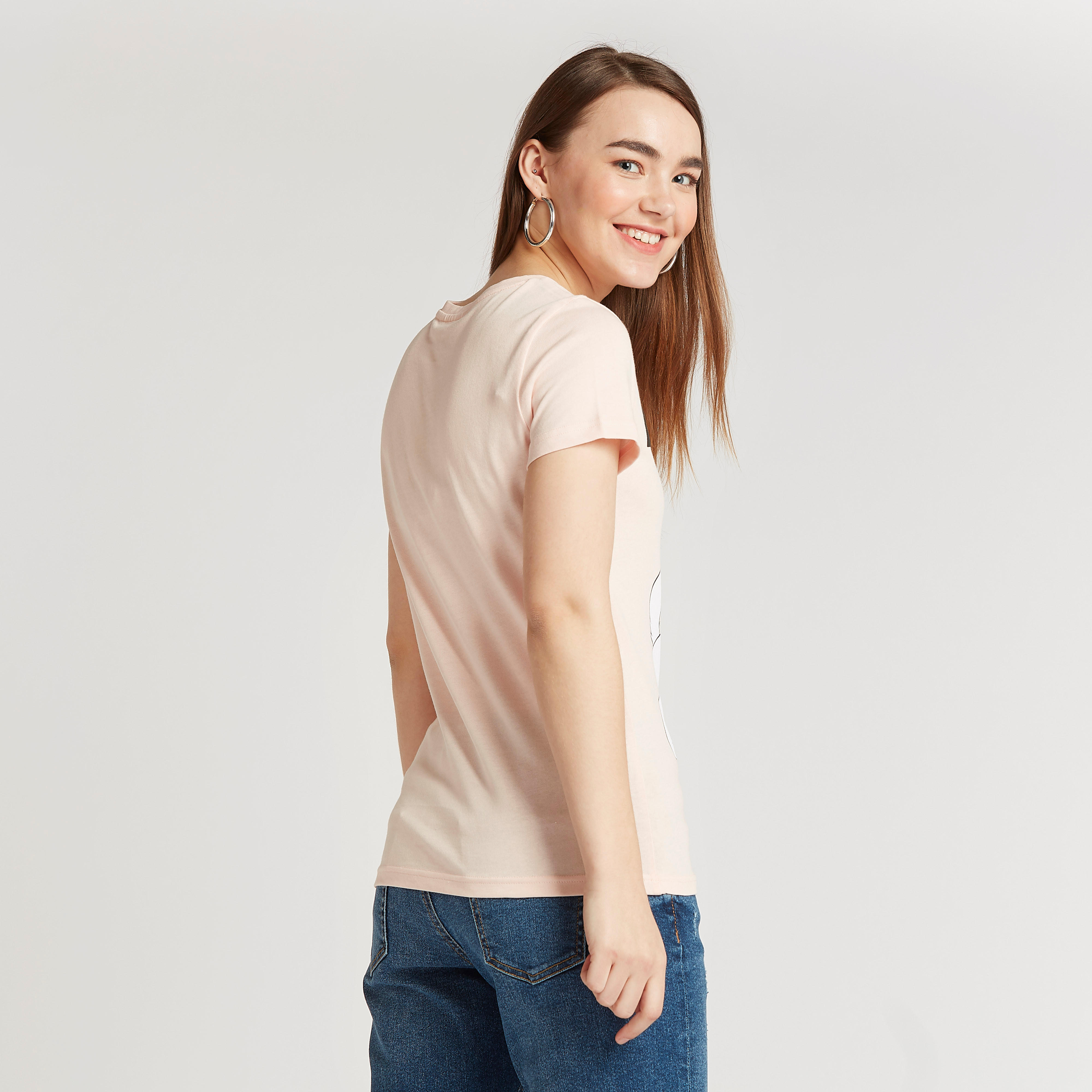 تيشيرت بياقة ضيّقة وأكمام قصيرة وطبعات ماري وأكمام قصيرة-women-clothing-tshirts-image-4